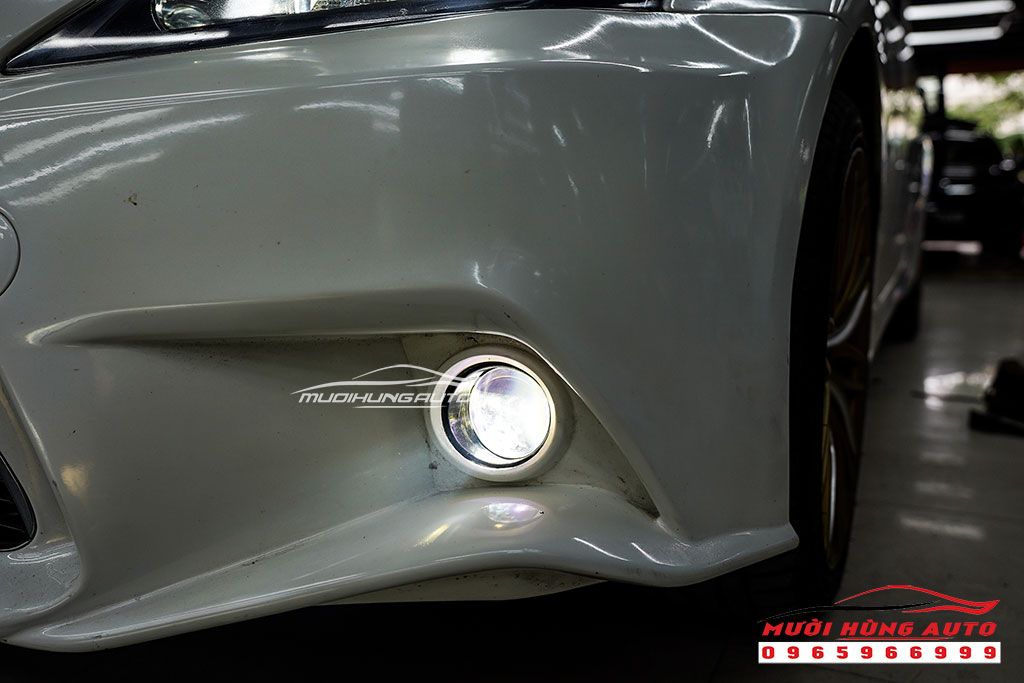 Nâng Cấp Và Lên Đời Cho Xe Lexus IS250 Với Những Sản Phẩm Chất Lượng Tại Mười Hùng Auto