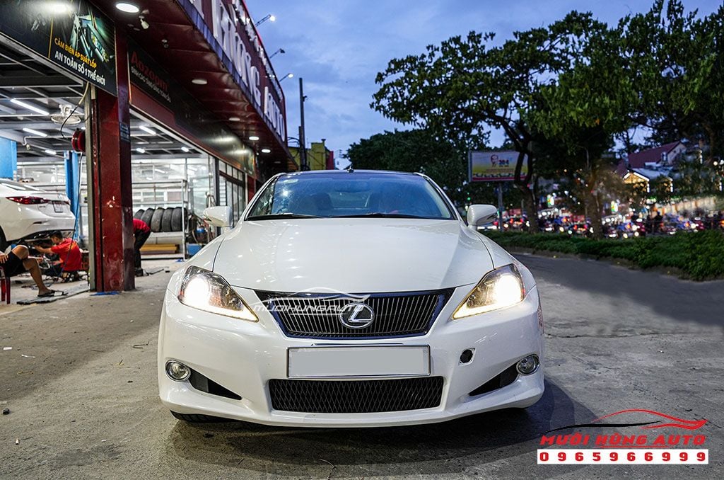 Nâng Cấp Và Lên Đời Cho Xe Lexus IS250 Với Những Sản Phẩm Chất Lượng Tại Mười Hùng Auto