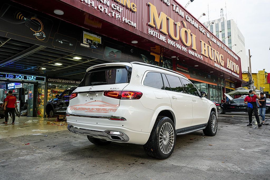Độ Body Kit Cho Xe Mercedes GLS 450 Lên Đời Maybach GLS 600 2022