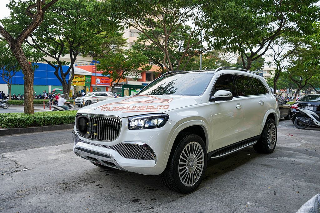 Độ Body Kit Cho Xe Mercedes GLS 450 Lên Đời Maybach GLS 600 2022