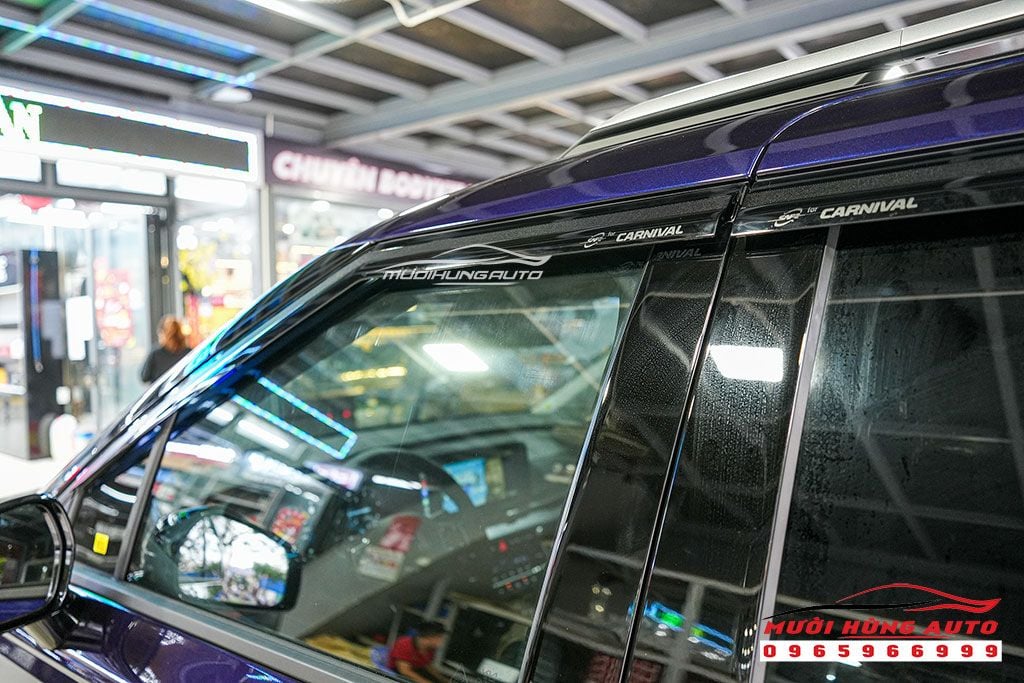 Những Món Phụ Kiện Cao Cấp Cho Xe Kia Carnival