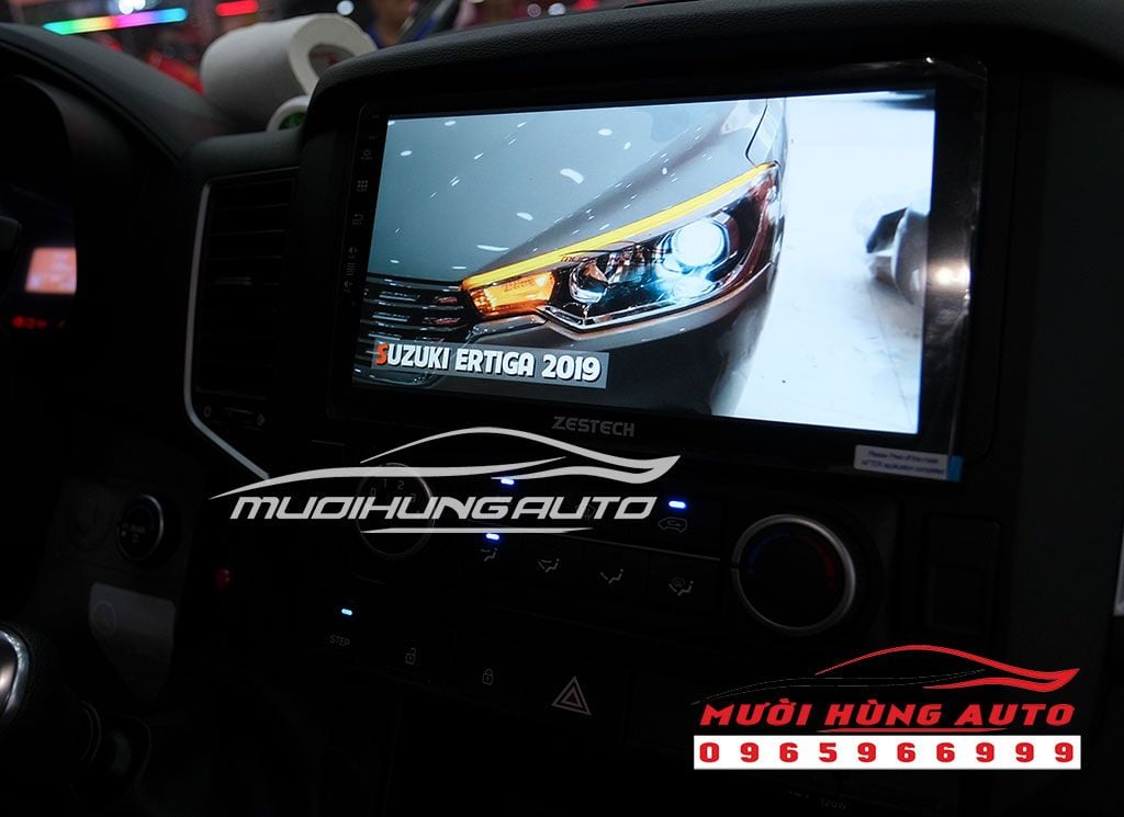 Màn Hình DVD Android Zestech Tại Mười Hùng Auto
