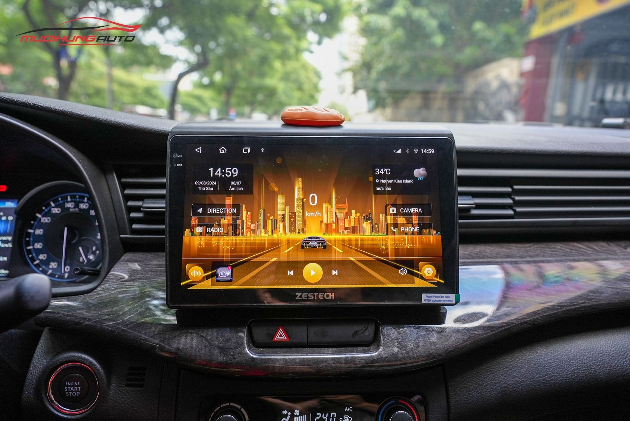Lắp Màn Hình Zestech Z18 360 Cho Xe Suzuki Ertiga 2023