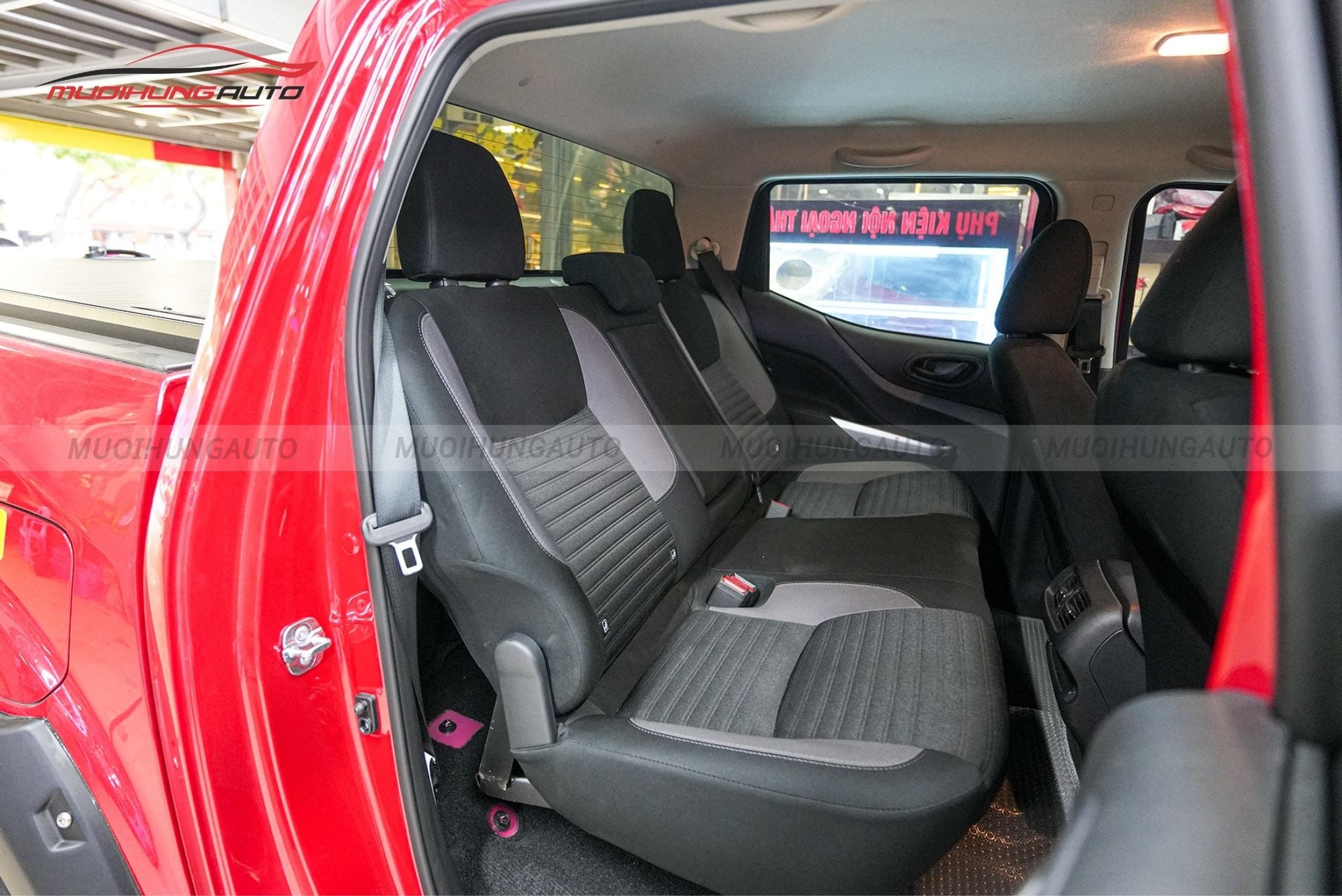 Ghế chỉnh điện ô tô Nissan Navara 2022