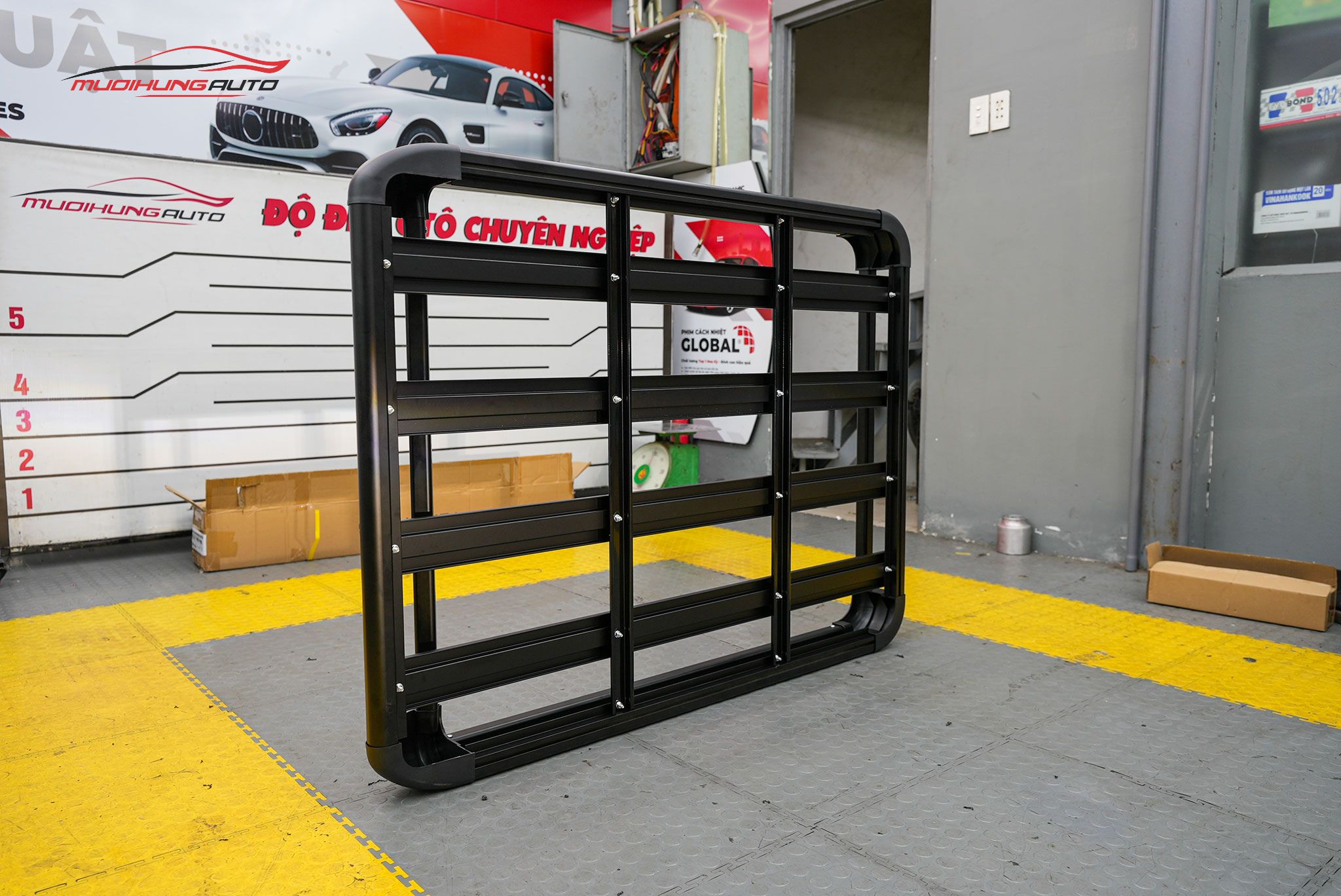 Giá để đồ trên nóc xe Yaki 127x97cm - Mã CP-307