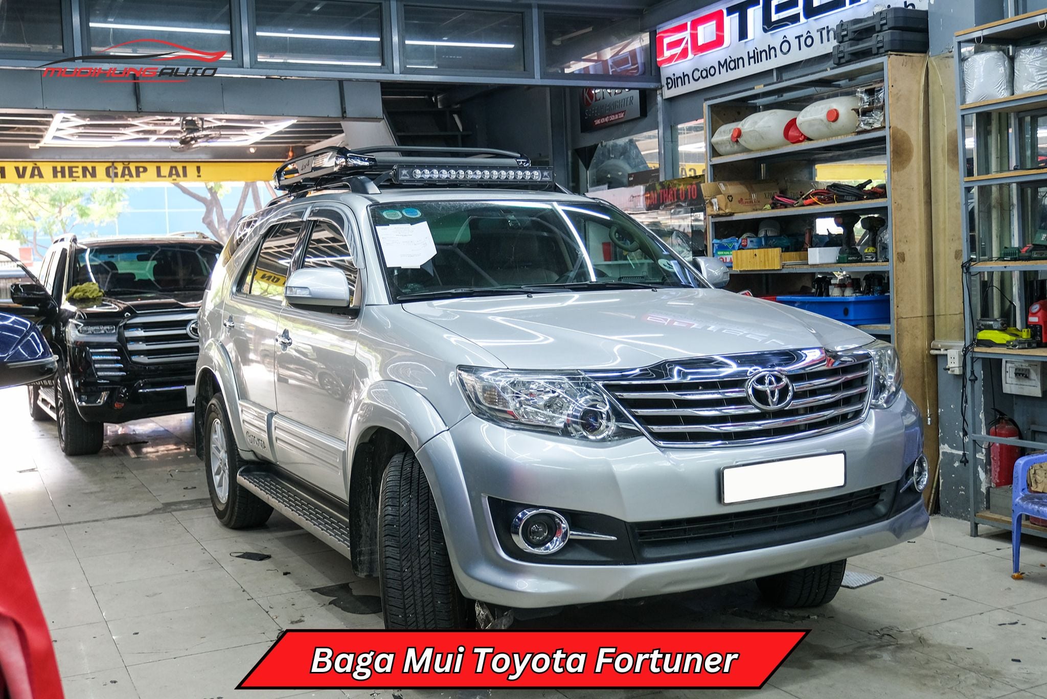 Giá nóc baga mui Toyota Fortuner