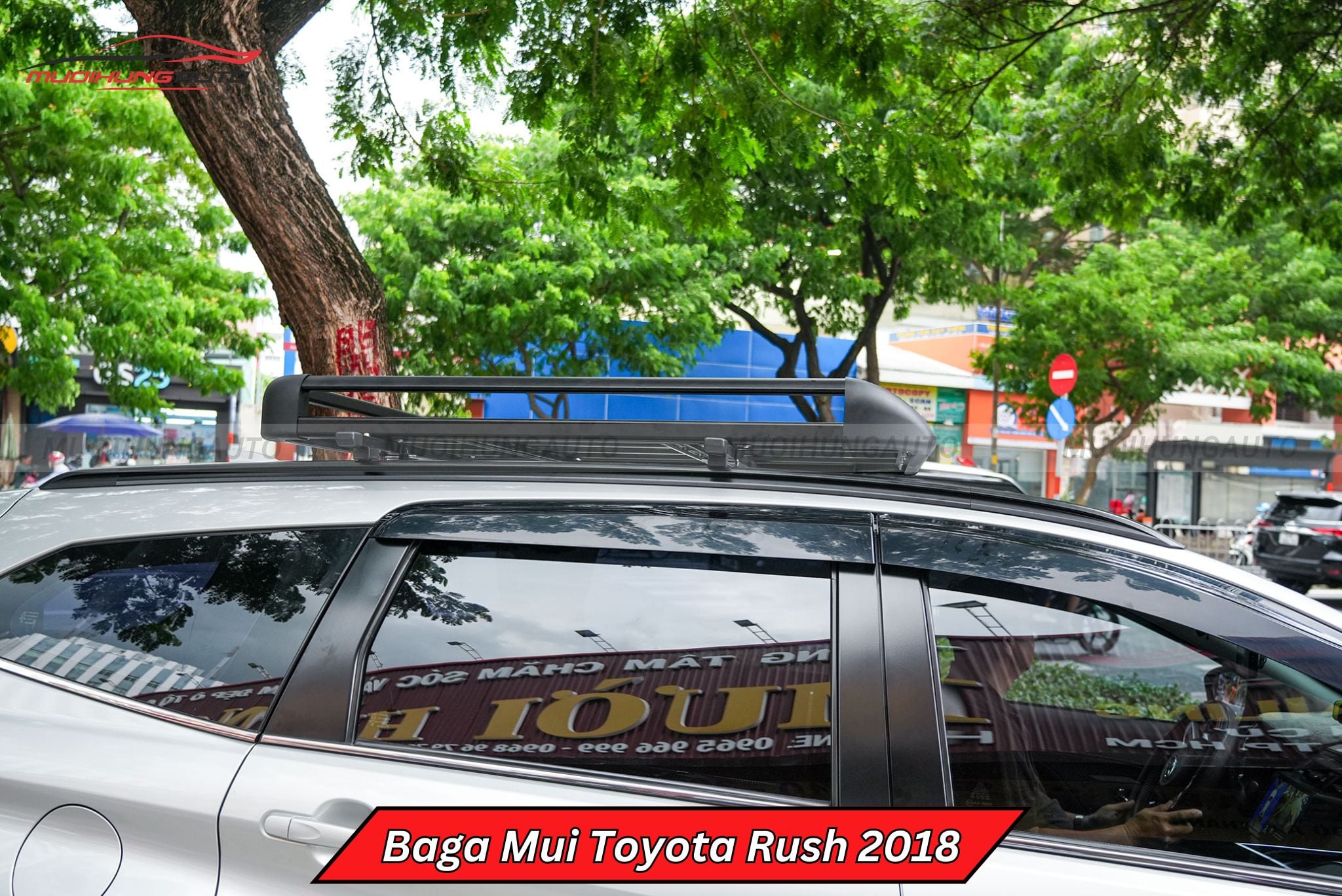 Giá nóc chở đồ Toyota Rush 2018