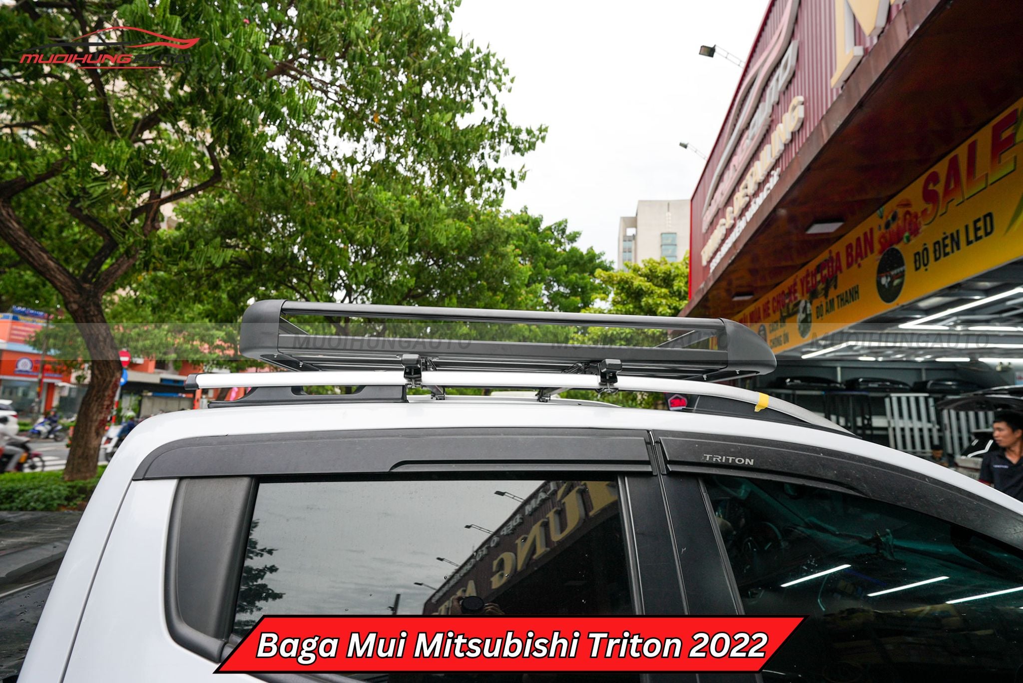 Giá nóc chở hàng Mitsubishi Triton 2022