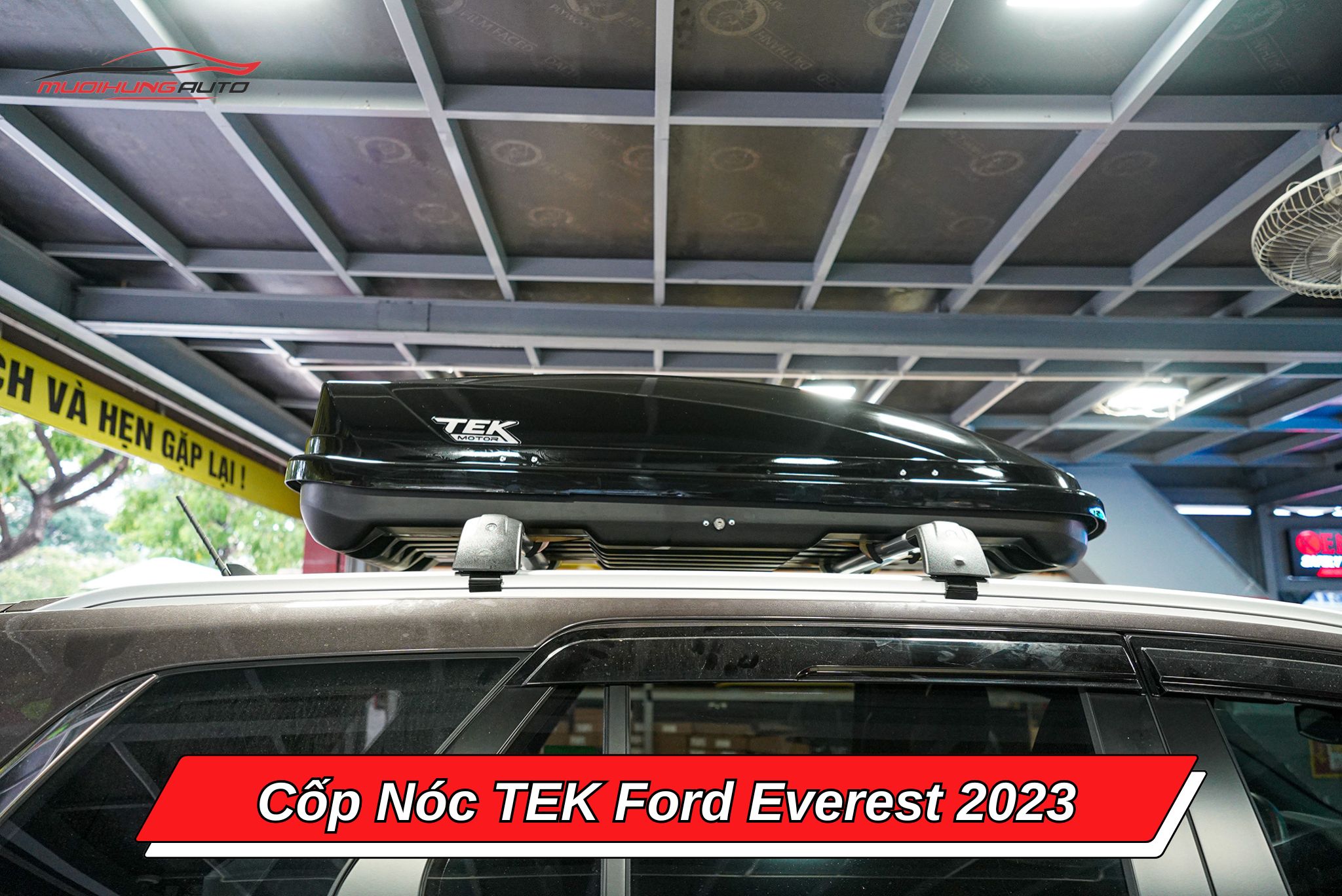Giá nóc phi thuyền TEK cho Ford Everest 2023