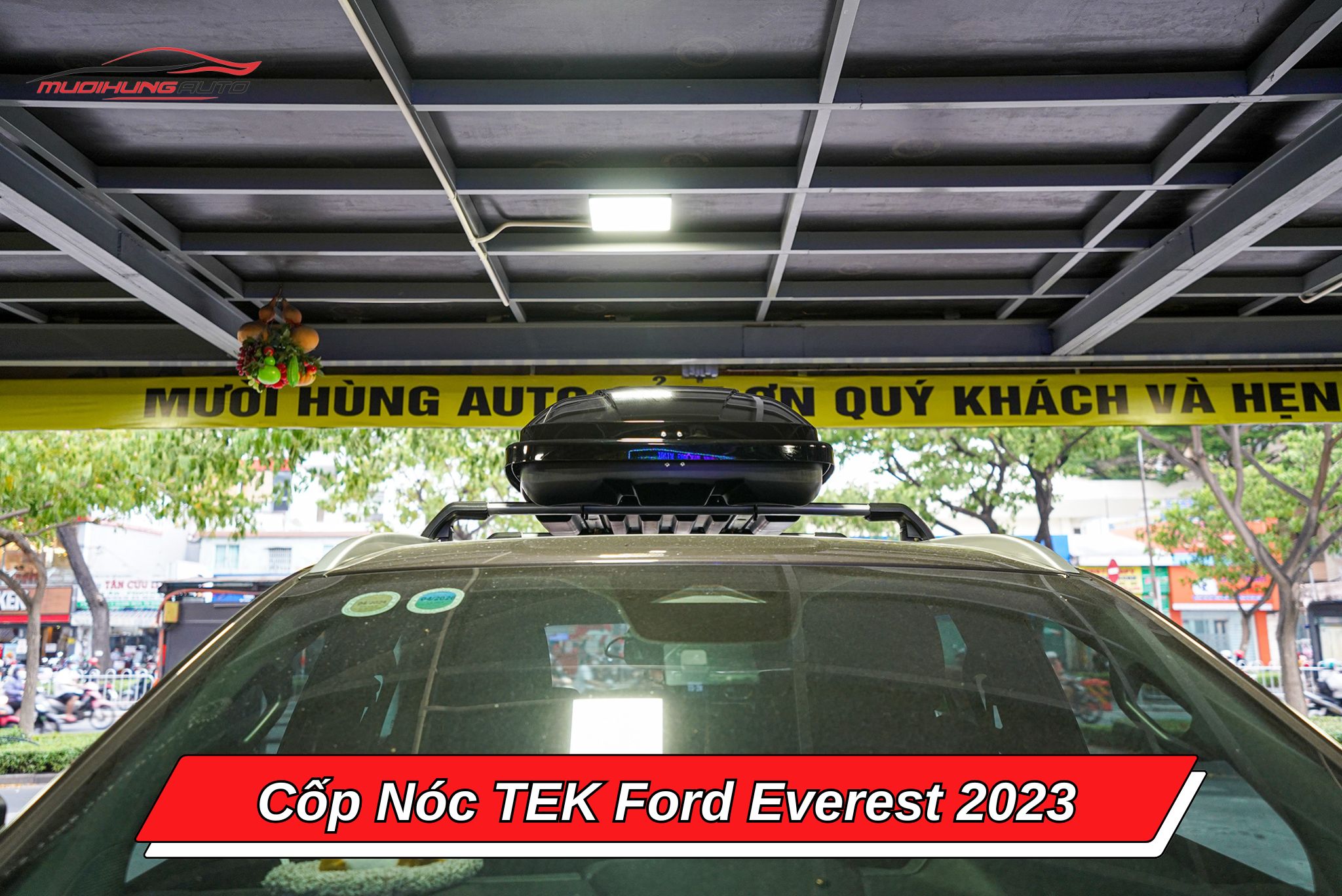 Giá nóc phi thuyền TEK cho xe Ford Everest 2023