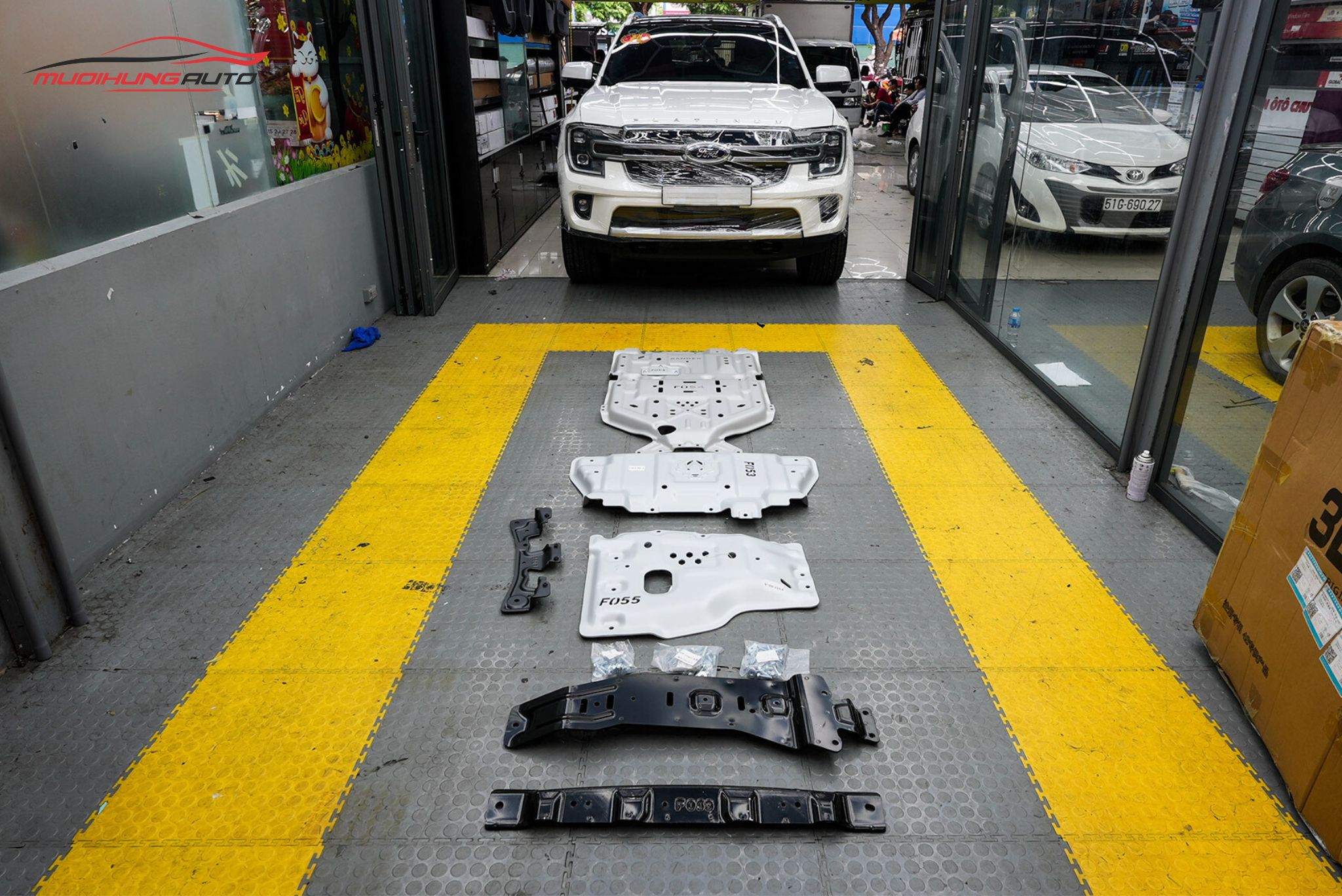 giáp bảo vệ gầm xe Ford Everest Nextgen 2024