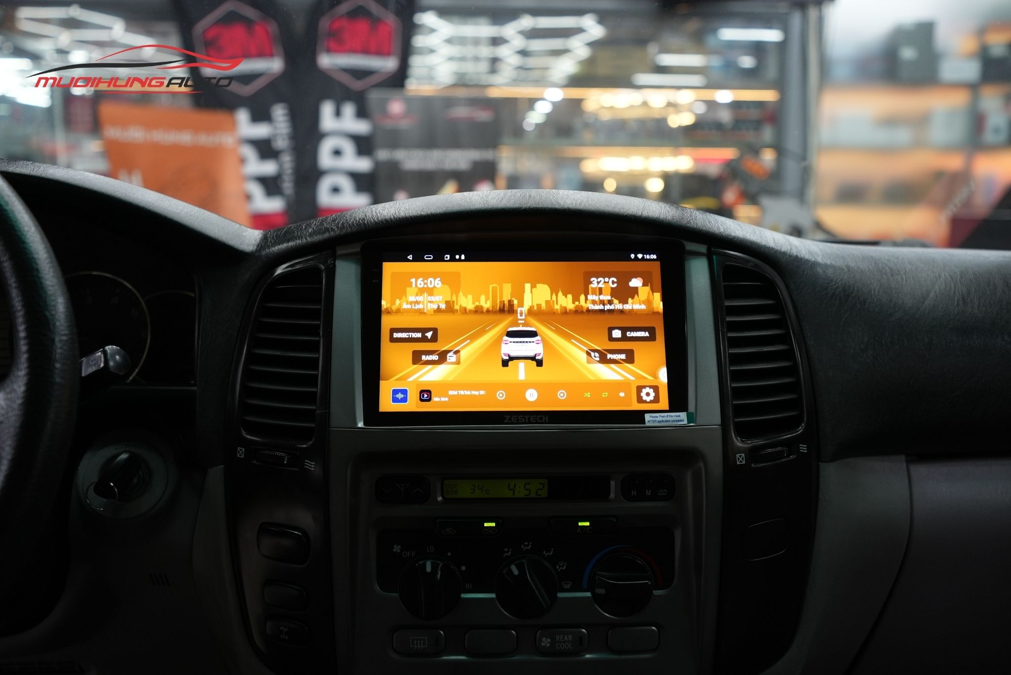 Lắp Màn Hình Zestech Z18 Cho Xe Ô Tô Toyota Land Cruiser