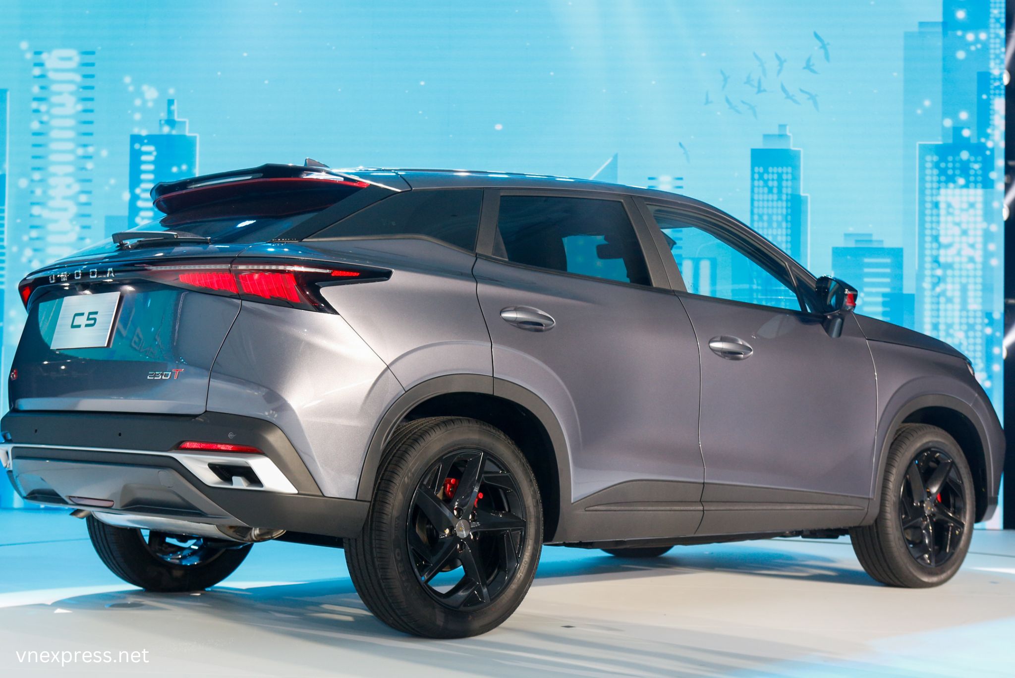 Chery Omoda 2025 - Đánh giá chung, thông số, giá lăn bánh mới nhất 2/2025