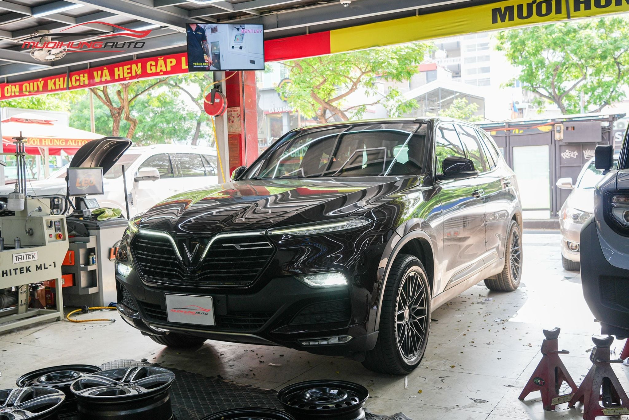 Hình ảnh xe đã gắn bánh lại hoàn chỉnh