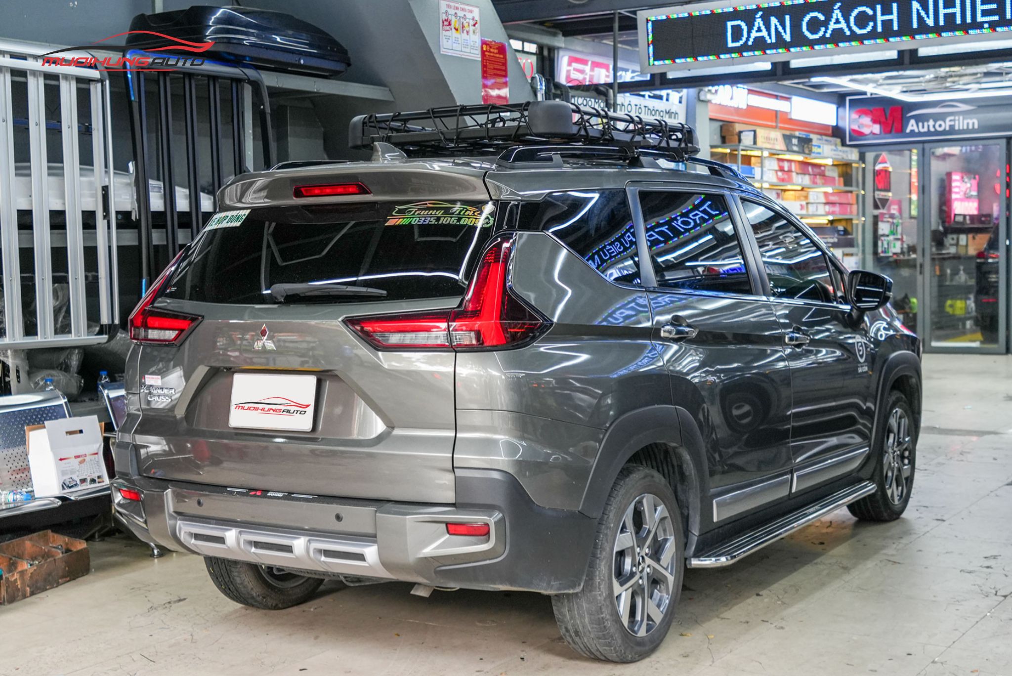 Lắp baga mui Yaki 127cm CP-307 cho ô tô Mitsubishi Xpander Cross 2023
