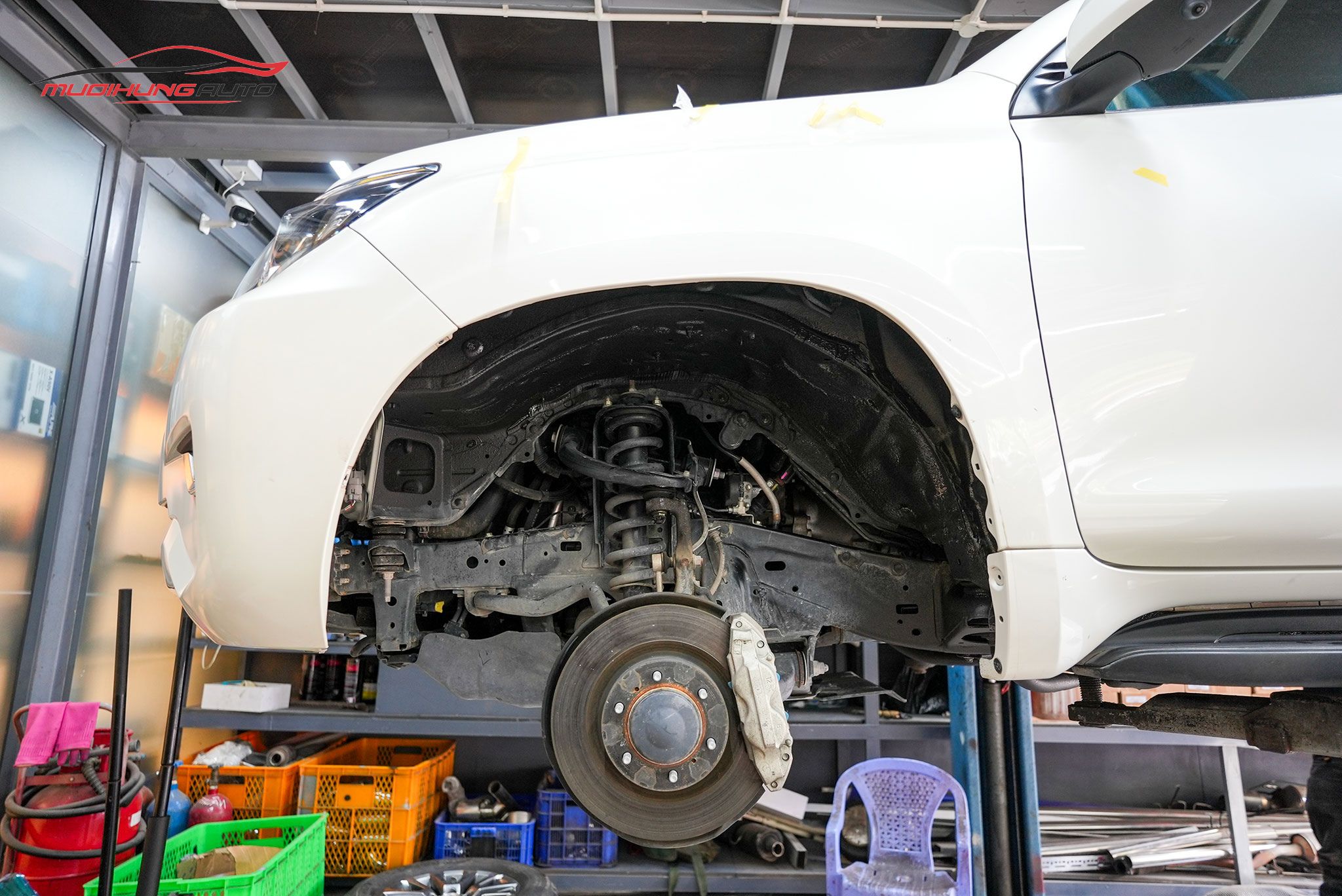 Phủ Gầm Xe Land Cruiser Prado 2020