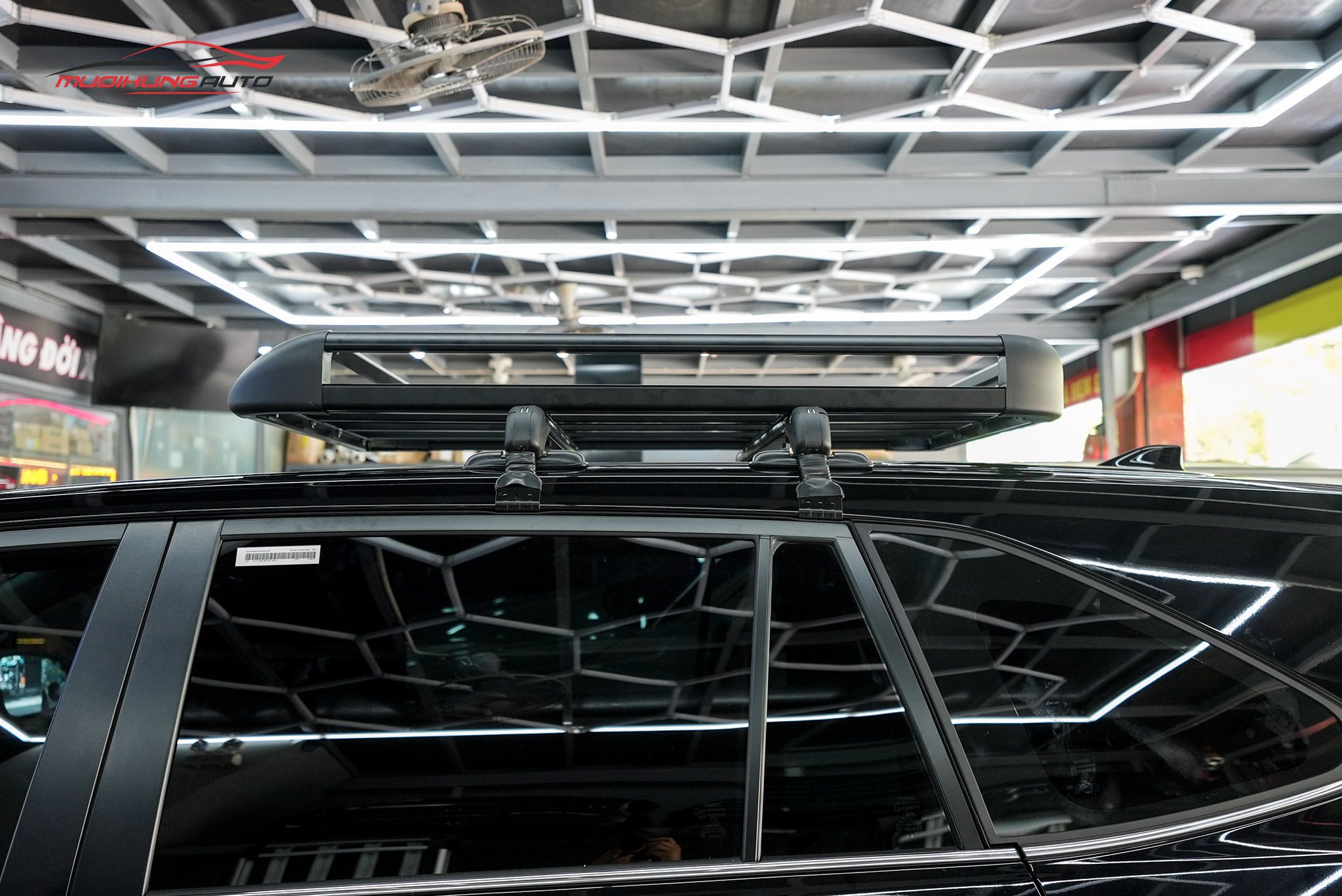 Lắp Baga Mui Yaki 127cm CP-307 Cho Xe Toyota Innova 2024