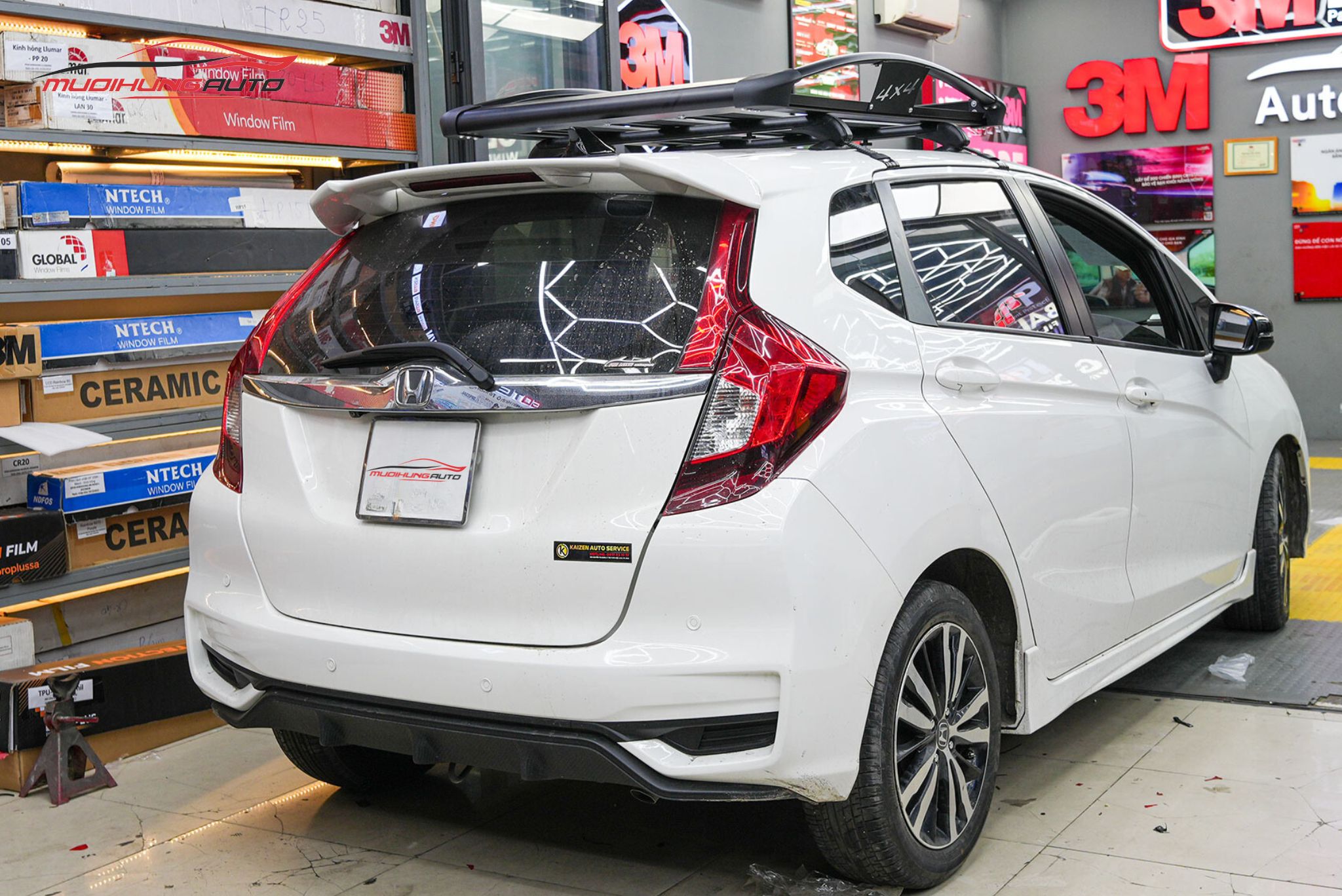 Baga mui Yaki 129cm CP-439 ô tô Kia Sportage 2022