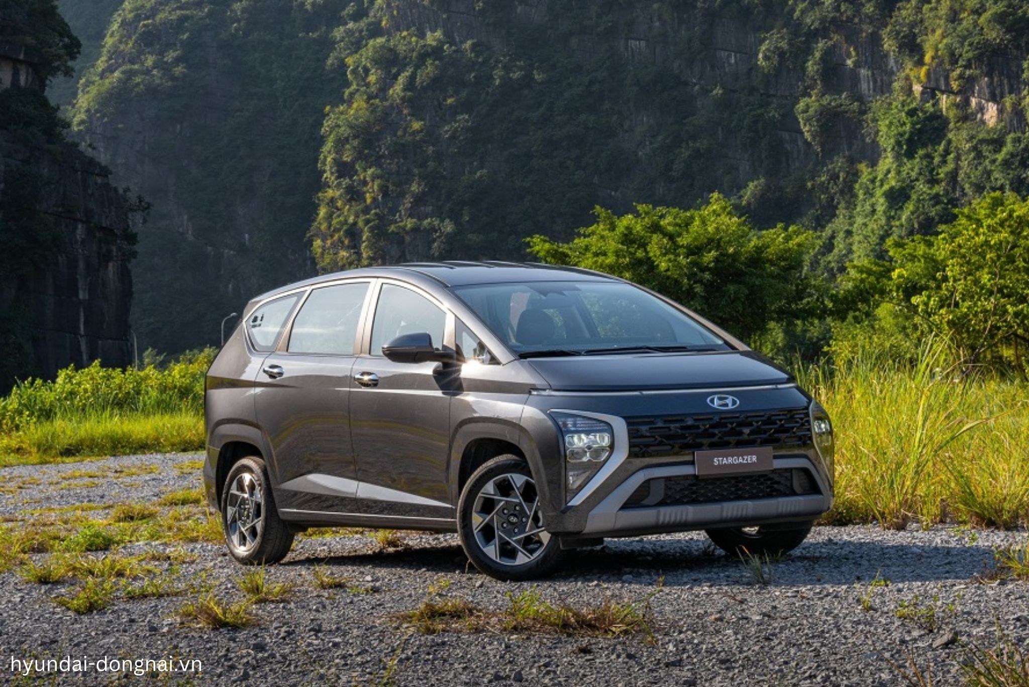 Hyundai Stargazer 2025 trang bị các tính năng hỗ trợ lái xe an toàn