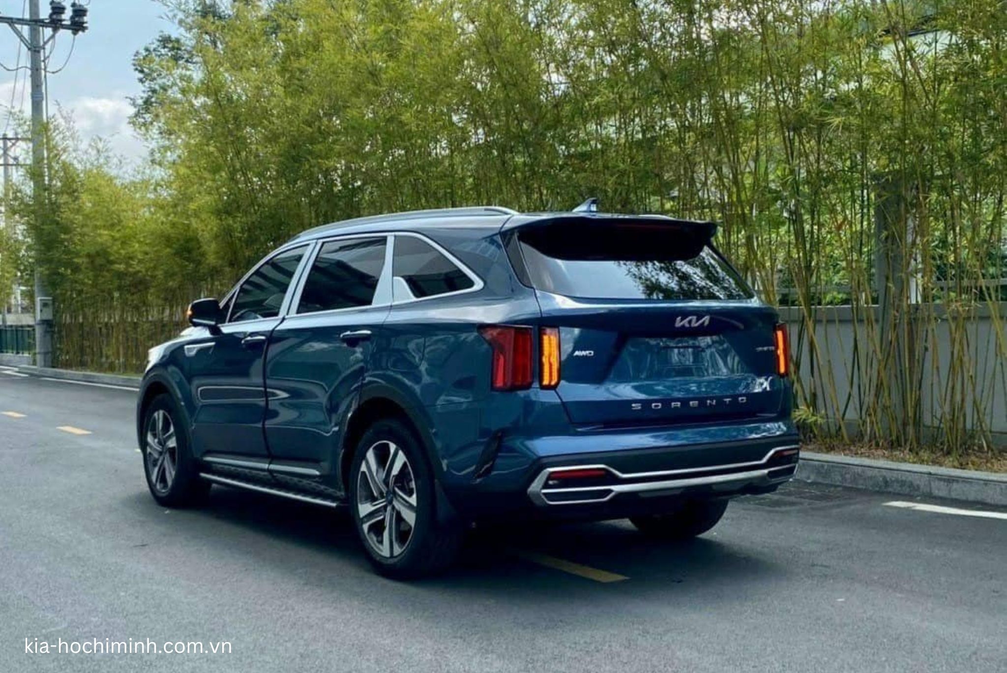Kia Sorento 2025 - Đánh Giá Chung, Thông Số, Giá Lăn Bánh Mới Nhất 3/2025