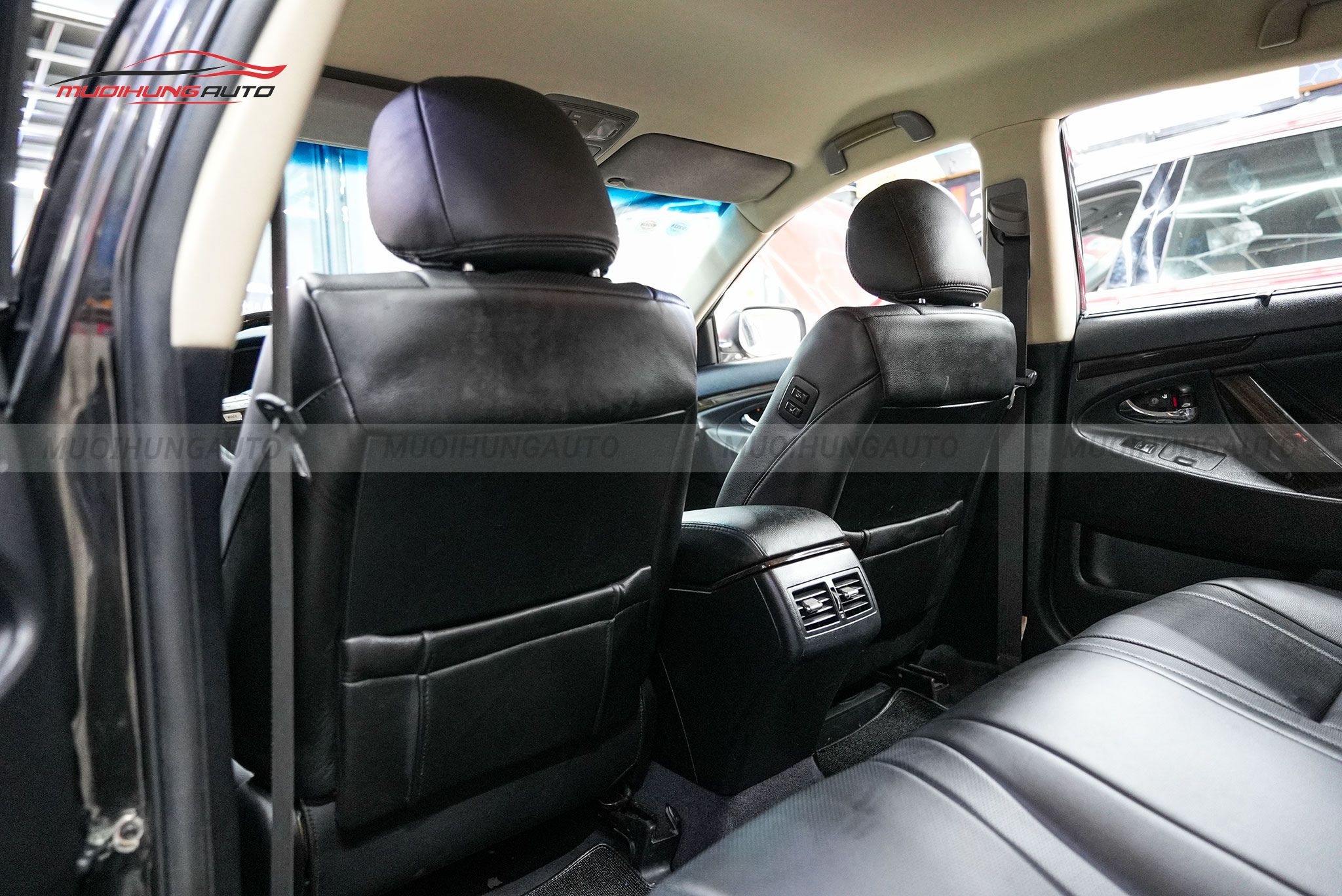 Lắp bọc ghế da ô tô Toyota Camry 2008