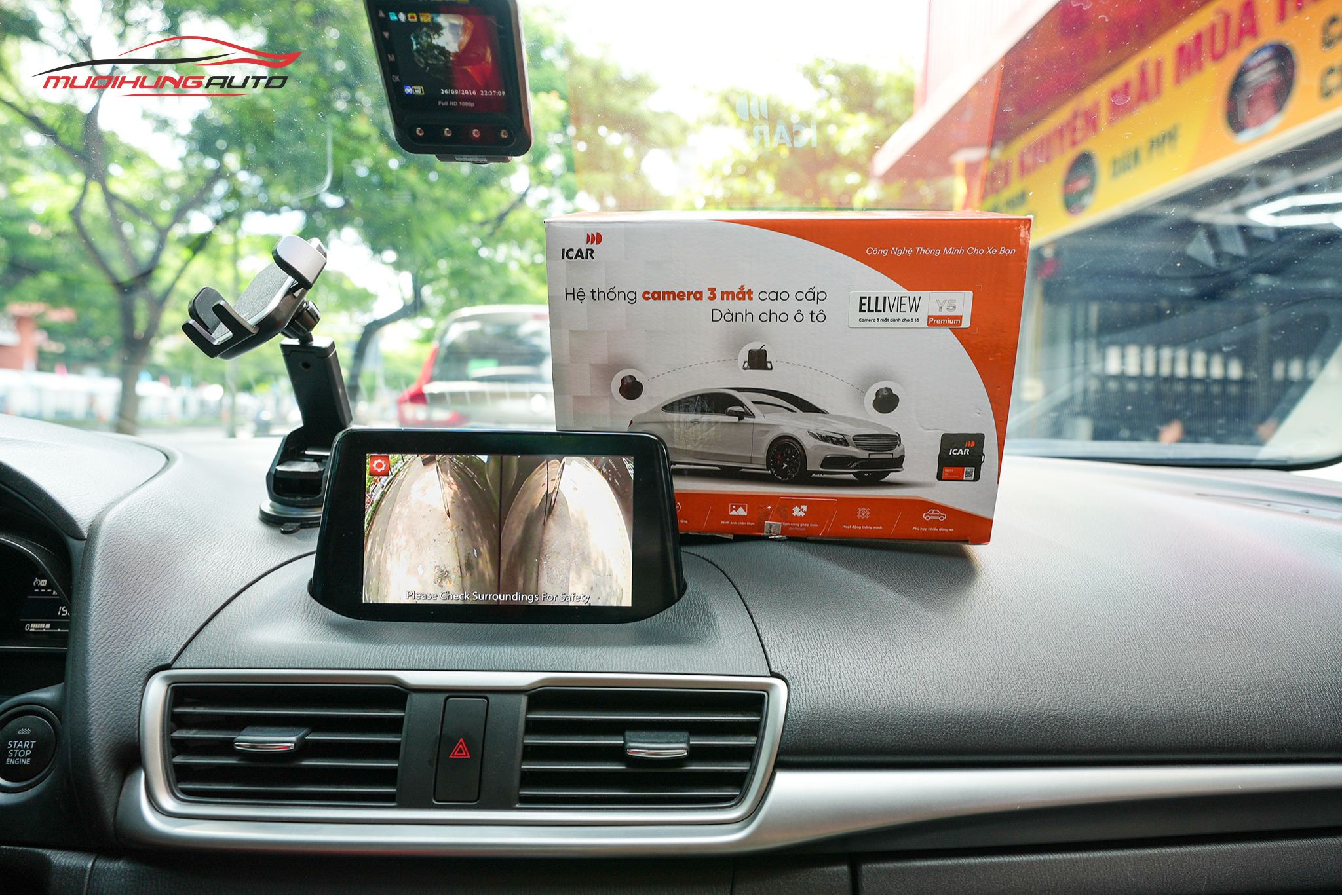 Lắp Camera 3 Mắt Cho Xe Mazda 3 2019