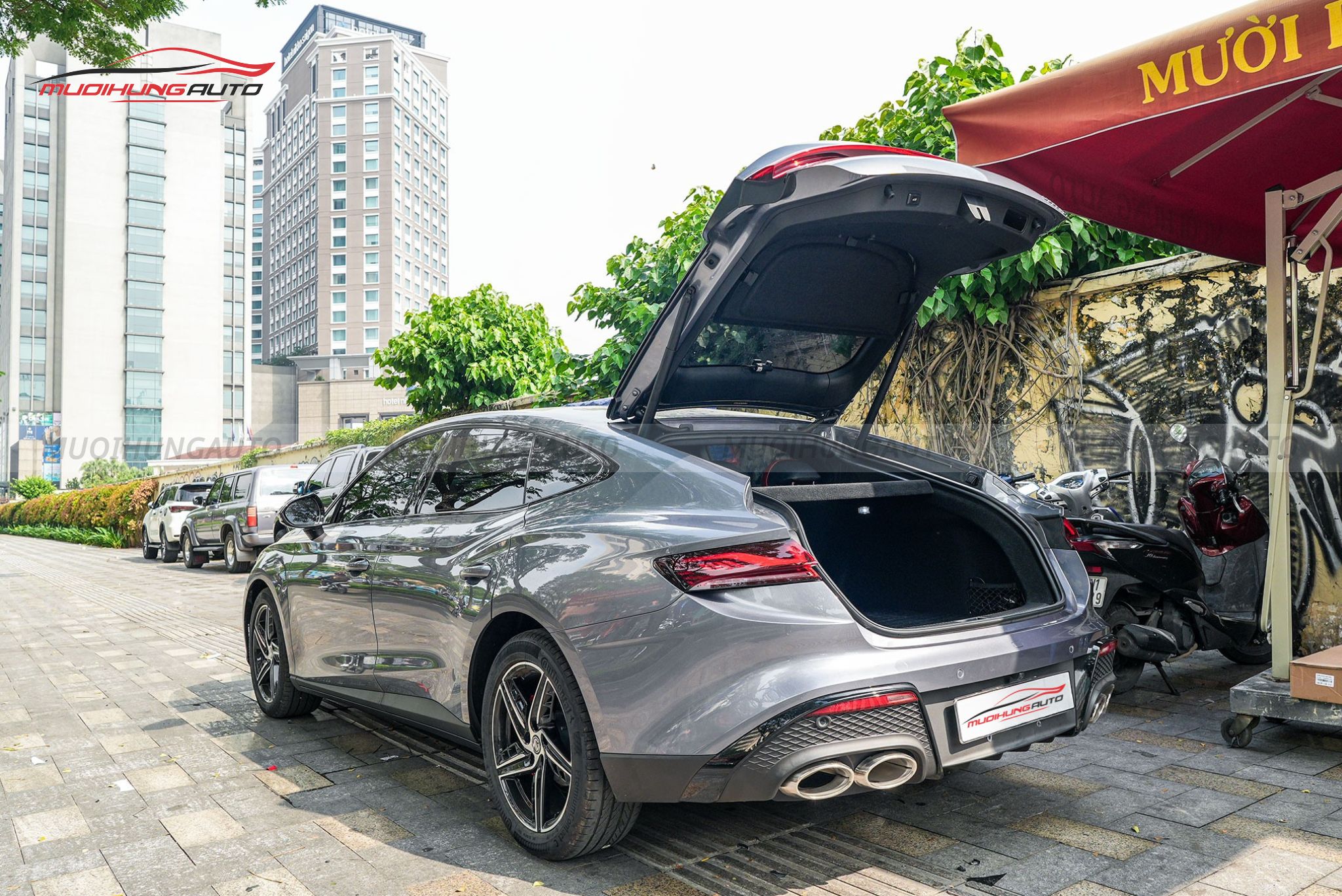 Lắp cốp điện xe hơi MG MG7 2024