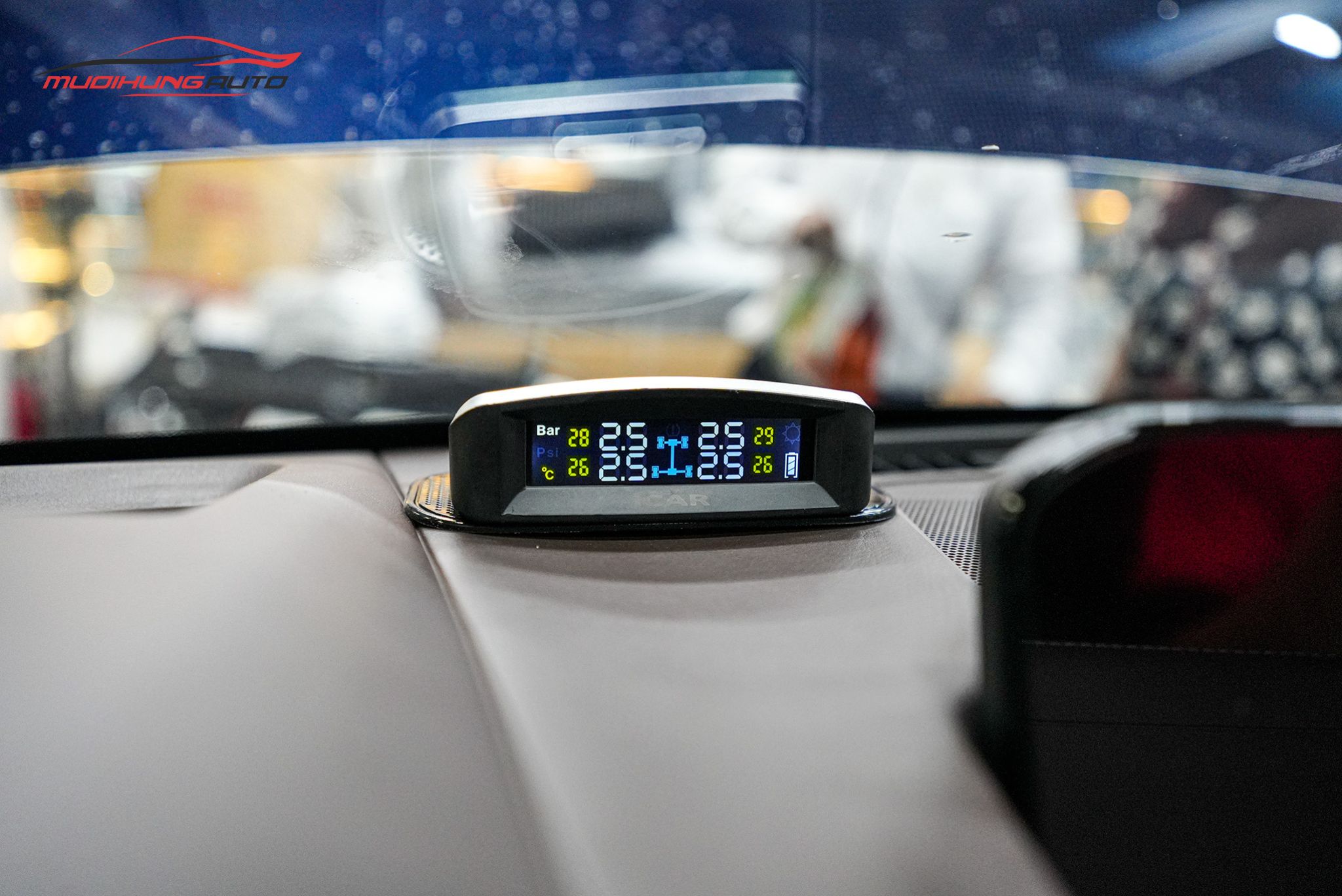 Lắp ICAR Ellisafe TN405 cho xe Mazda CX-30 2022