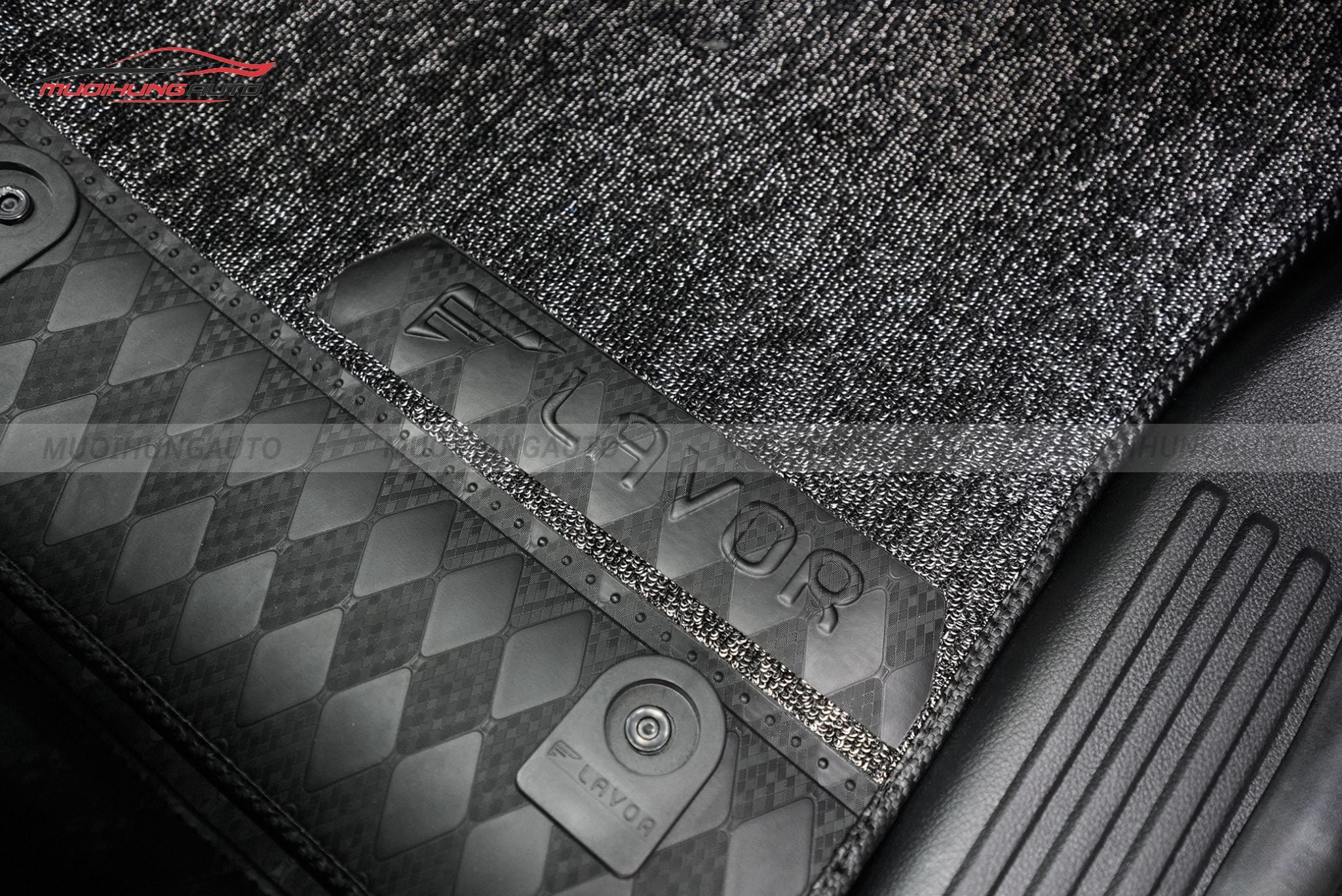 Lót sàn Lavor bên ghế phụ cho Ford Ranger 2024