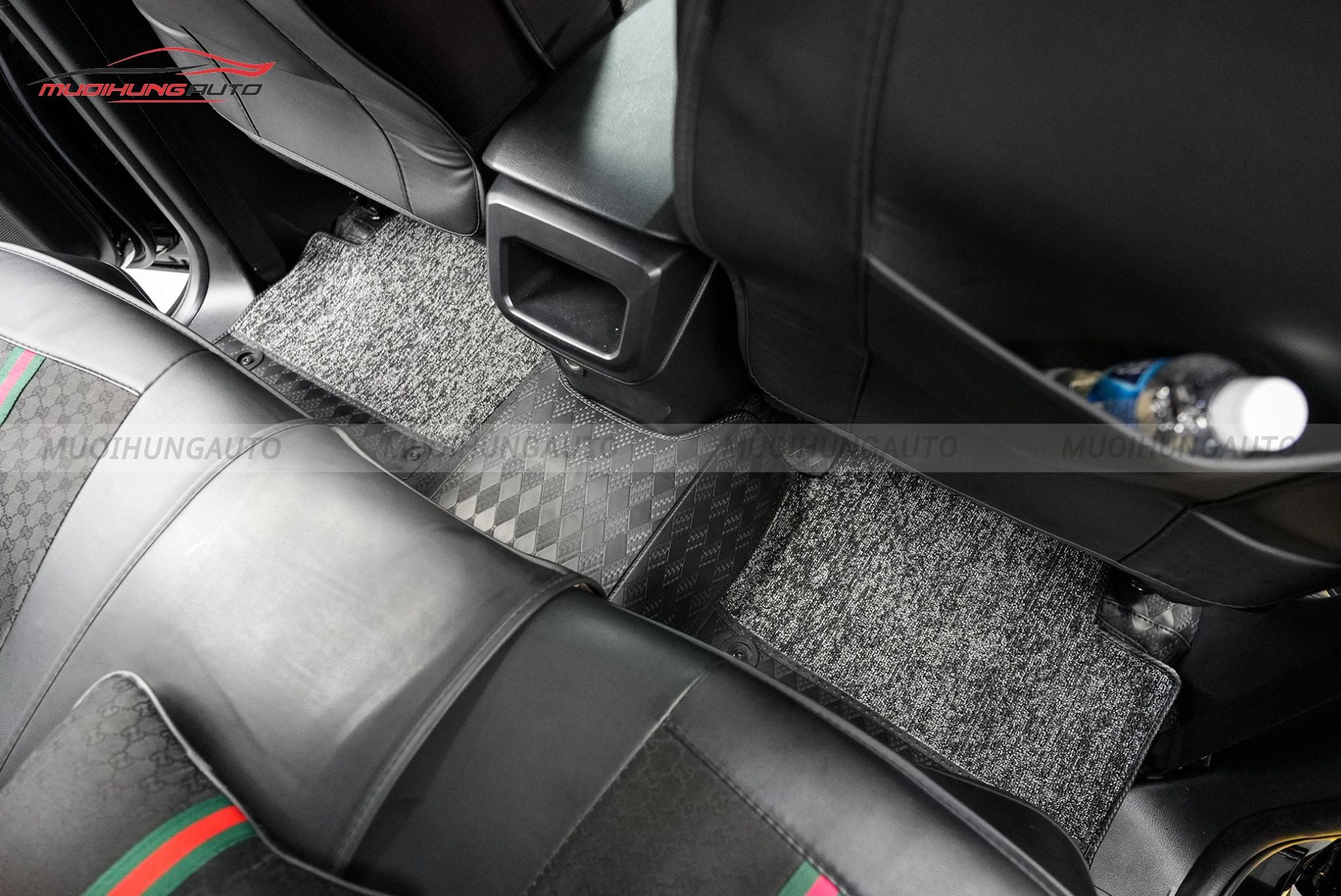 Lót sàn Lavor  hàng ghế 2 cho xe Ford Ranger 2024