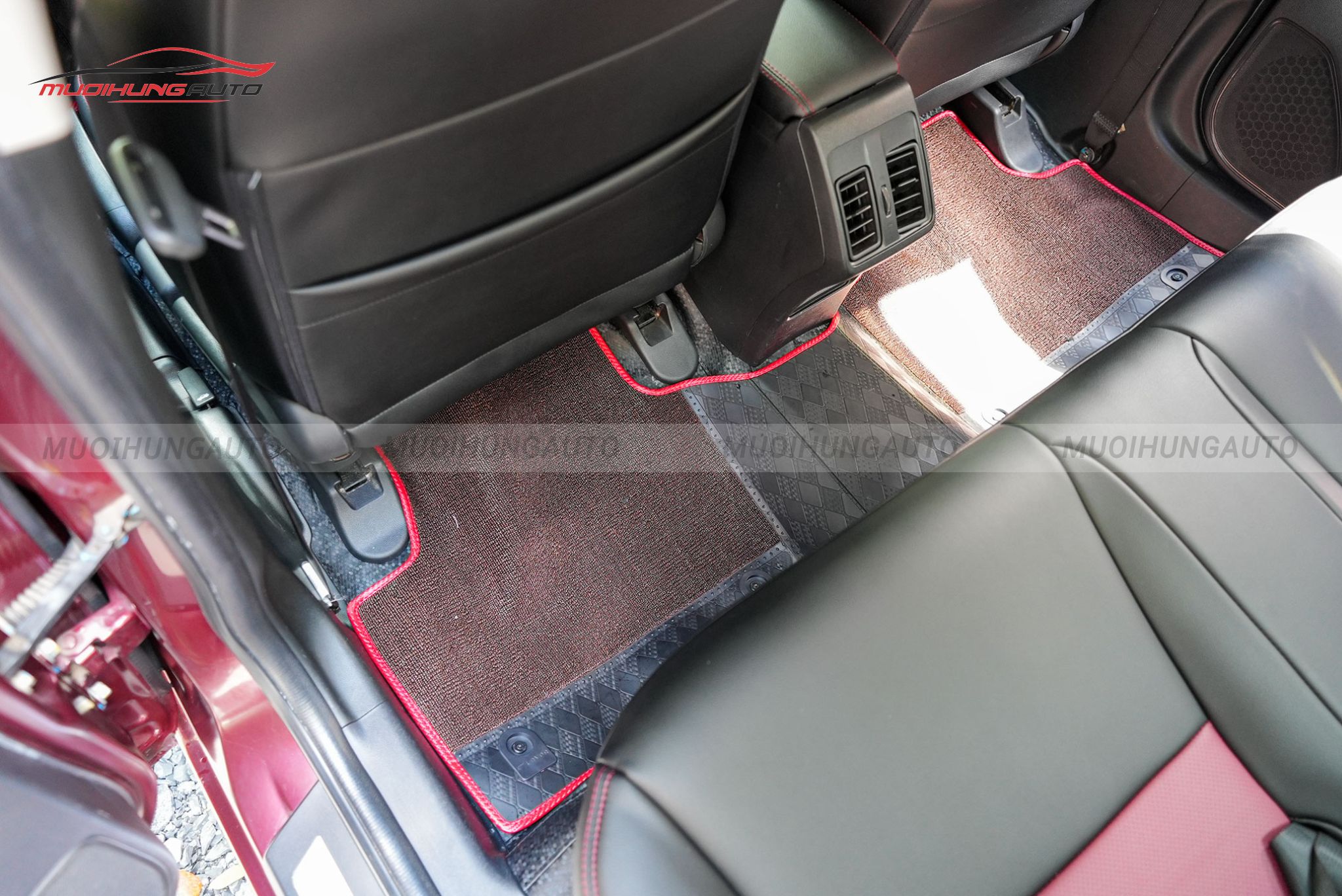 Lót sàn Lavor hàng ghế 2 xe Honda City 2015