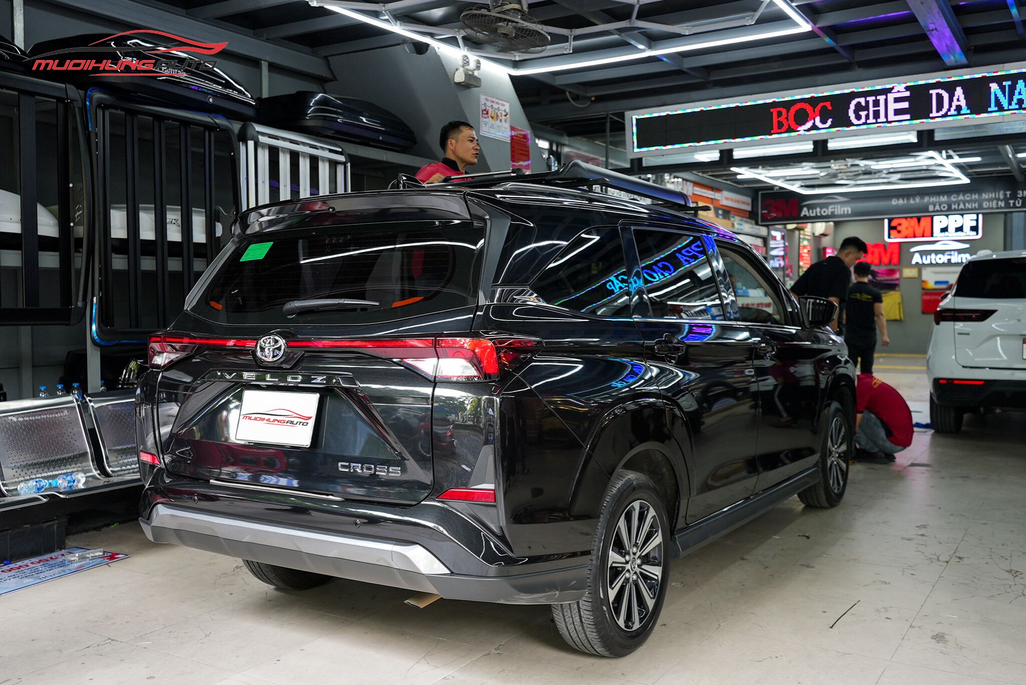 Baga mui Yaki 127cm CP-308 ô tô Toyota Veloz Cross 2023