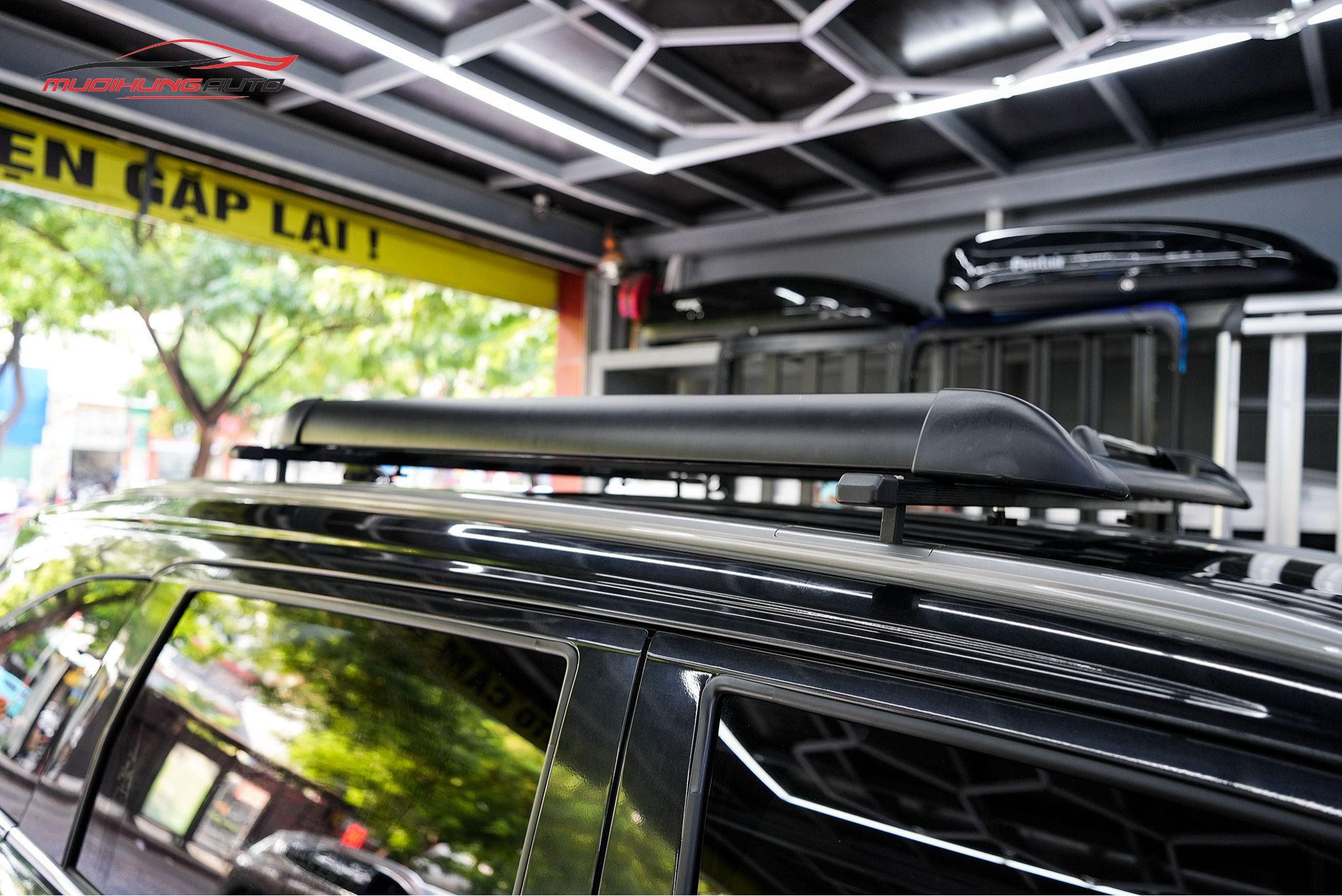 Lắp baga mui Yaki 127cm CP-308 ô tô Toyota Veloz Cross 2023