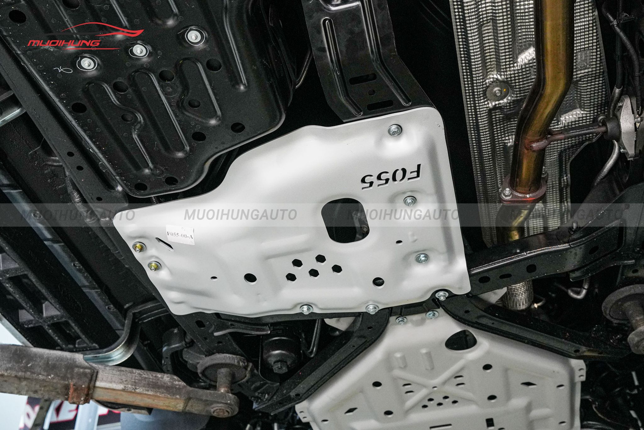 Giáp gầm xe Ford Everest 2024-2025 - Bản 1 cầu