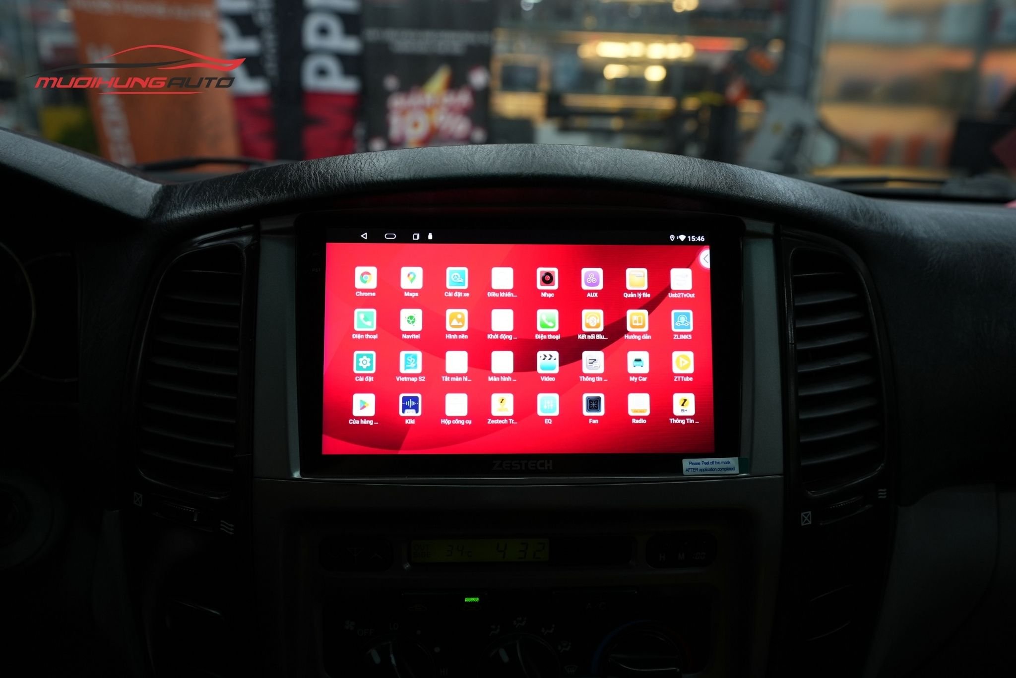 Lắp Màn Hình Zestech Z18 Cho Xe Ô Tô Toyota Land Cruiser