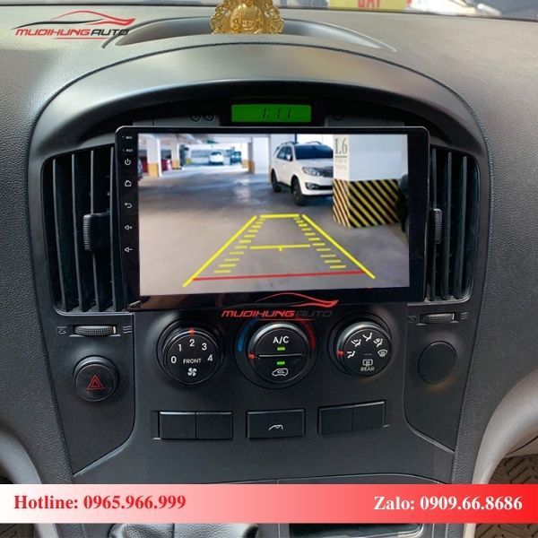 Màn hình Android xe Hyundai Starex kết nối với thiết bị ngoại vi