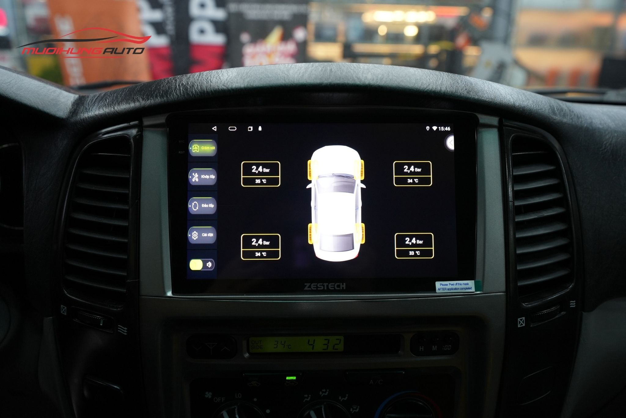 Lắp Màn Hình Zestech Z18 Cho Xe Ô Tô Toyota Land Cruiser