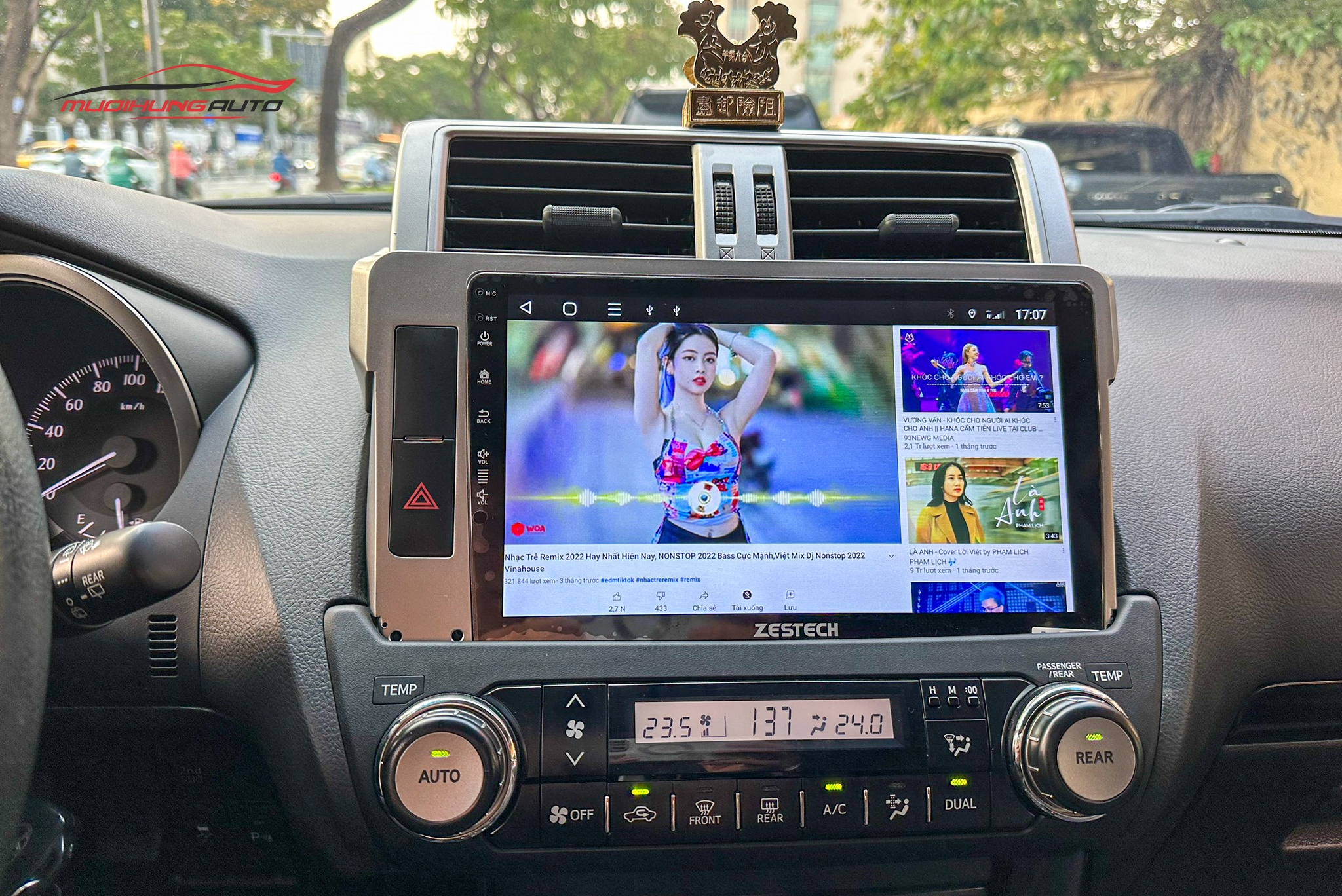 Lắp Màn Hình Zestech S100J Cho Xe Ô Tô Toyota Landcruiser