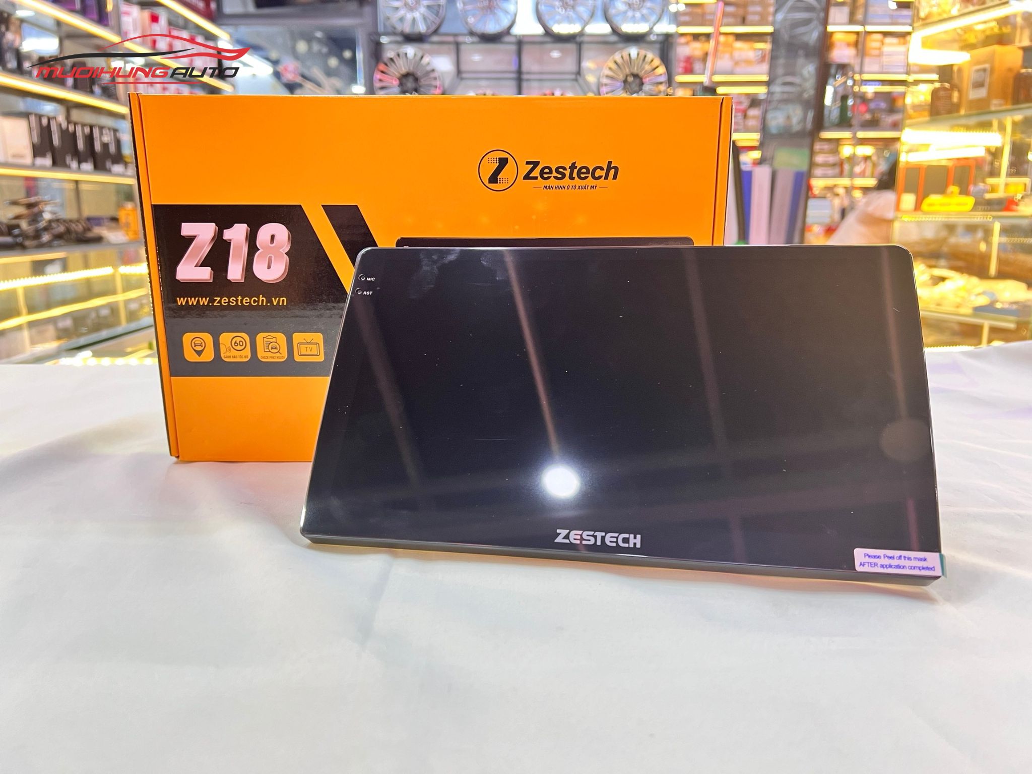 Màn hình Zestech Z18 chính hãng
