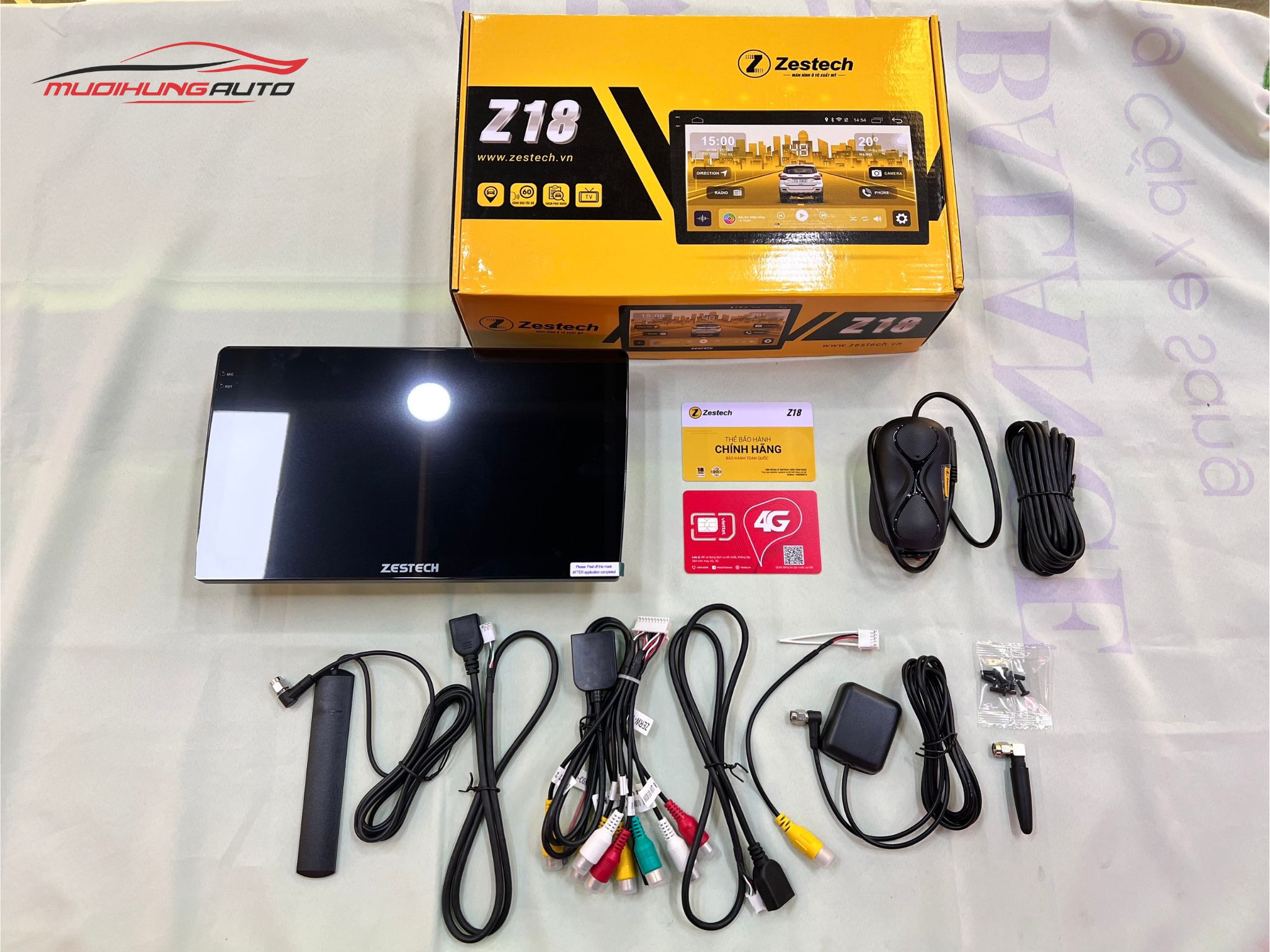 Màn hình Zestech Z18 - Hình ảnh thực tế