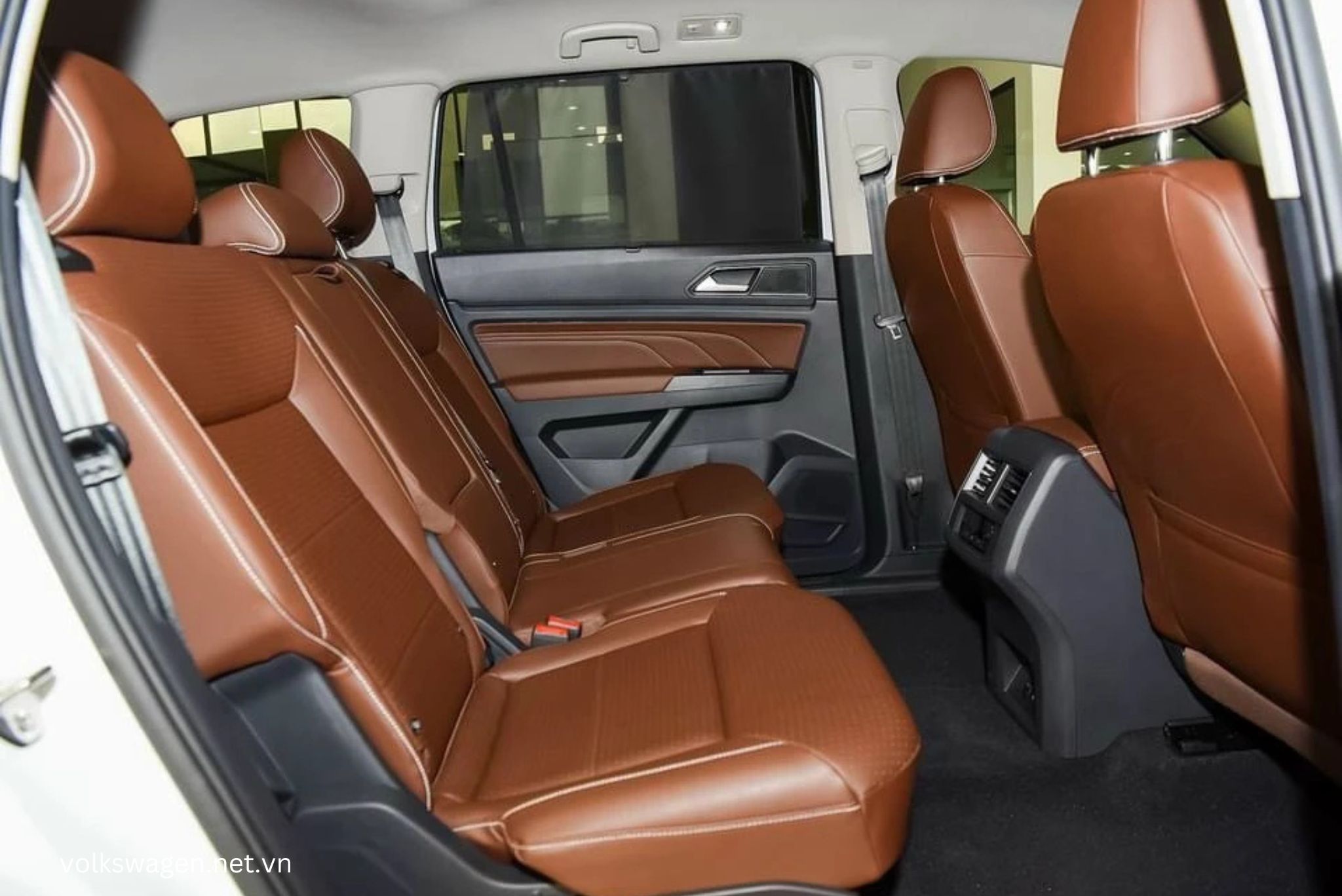 Volkswagen Teramont 2025 mang đến không gian nội thất rộng rãi