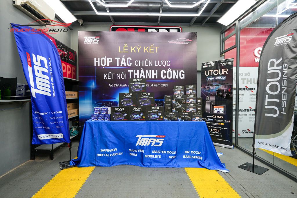 Mười Hùng Auto Ký Kết Hợp Tác Chiến Lược Cùng TMAS - UTOUR