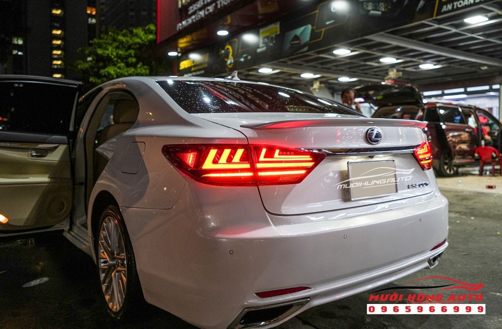 Nâng Cấp Body Kit Cho Xe Lexus ES300h 2014 Lên Đời 2020 Đẳng Cấp