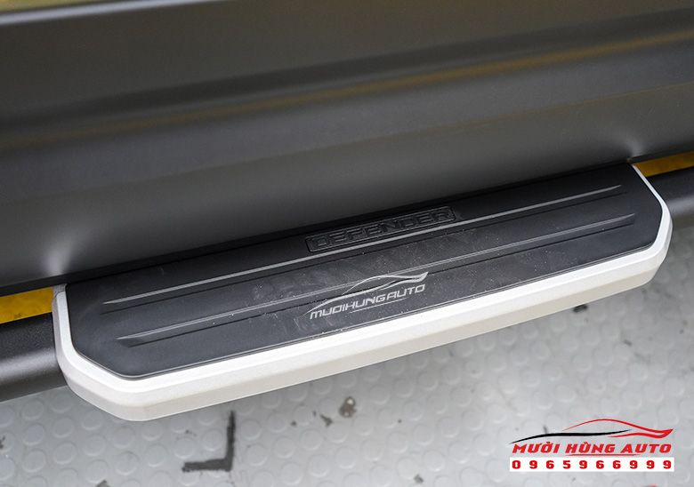 Tổng Hợp Những Món Phụ Kiện Nên Lắp Đặt Cho Xe Range Rover Defender 2022 Chính Hãng