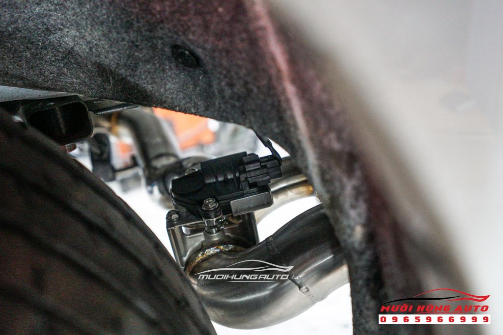 Những Dịch Vụ Độ Pô Xe Hơi Hot Nhất Hiện Nay - Mười Hùng Auto