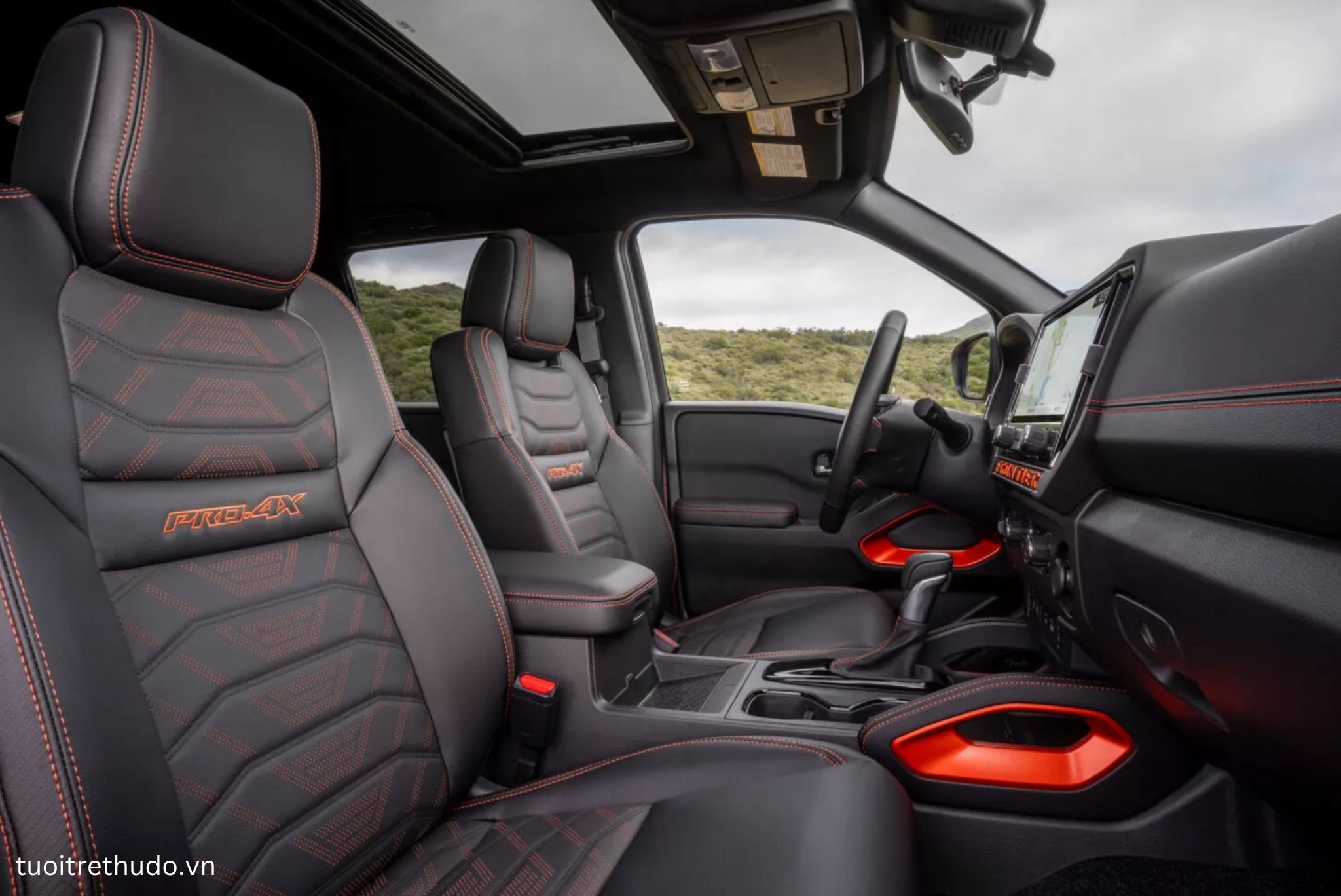 Nissan Navara 2025 - Đánh giá chung, thông số, giá lăn bánh mới nhất 3/2025