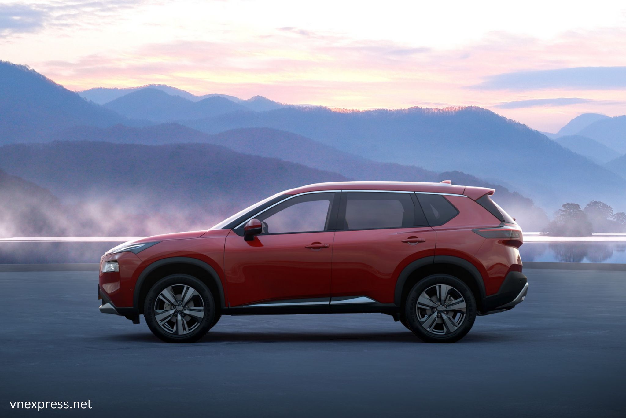 Thân xe Nissan X-Trail 2025 đậm chất thể thao