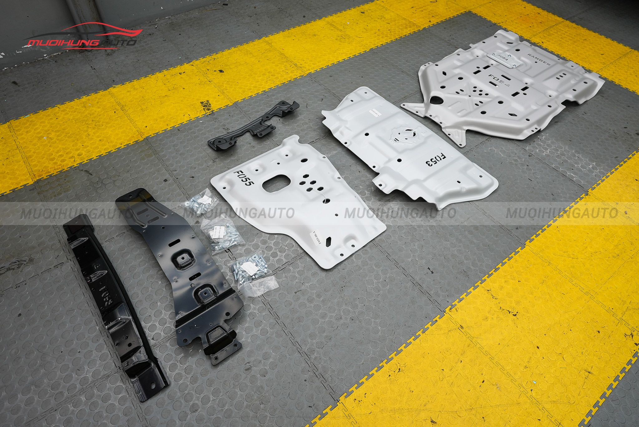 Ốp gầm bảo vệ Ford Everest 2024-2025 - Bản 2