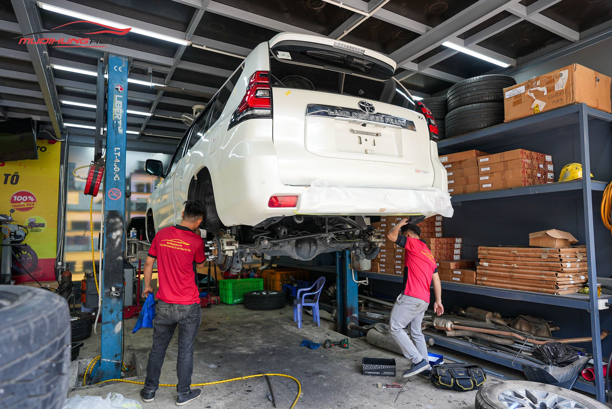 Phủ Gầm Xe Land Cruiser Prado 2020