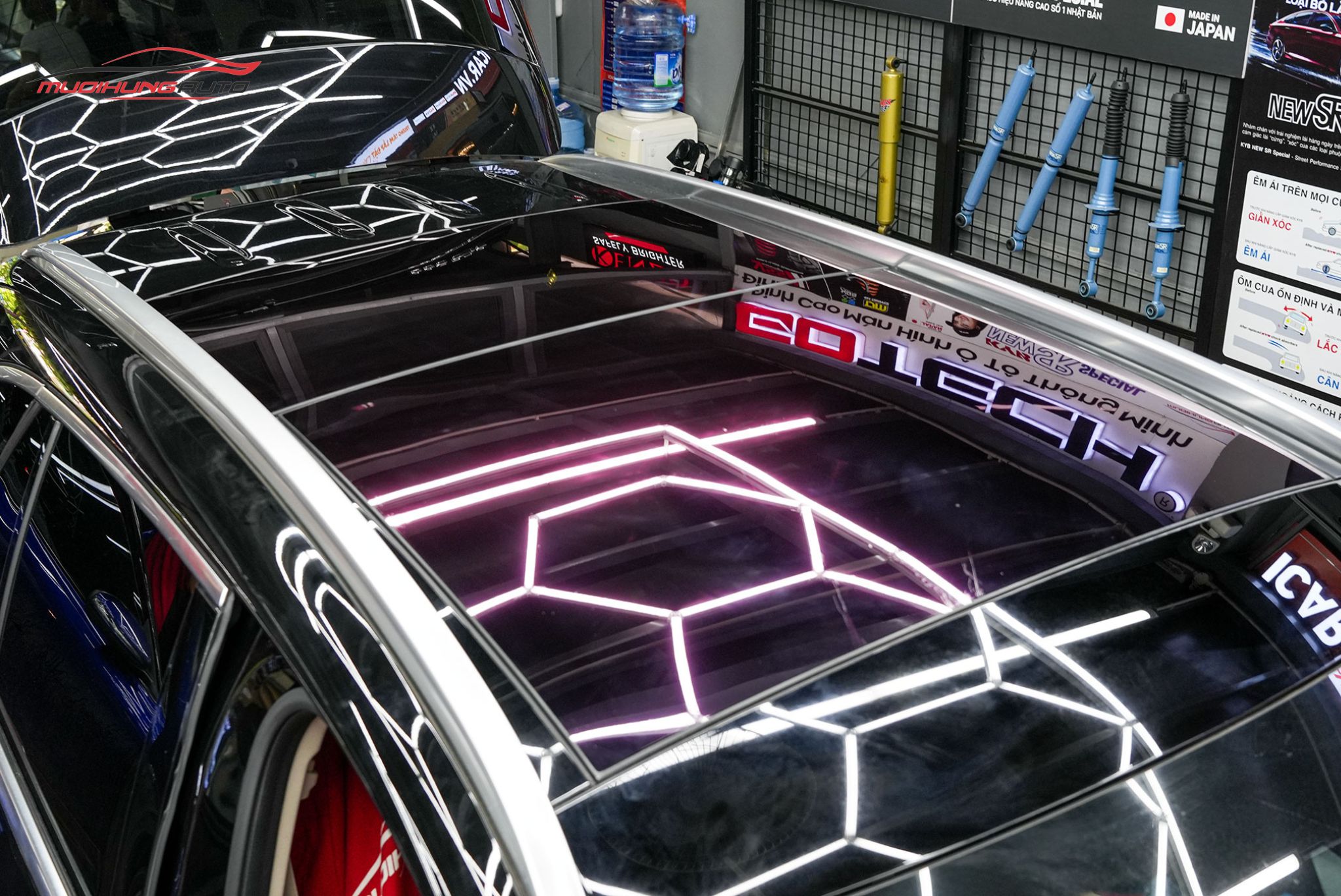 Phim PPF TPU SUNROOF cách nhiệt cửa sổ trời ô tô Mercedes GLC300 4Matic 2022